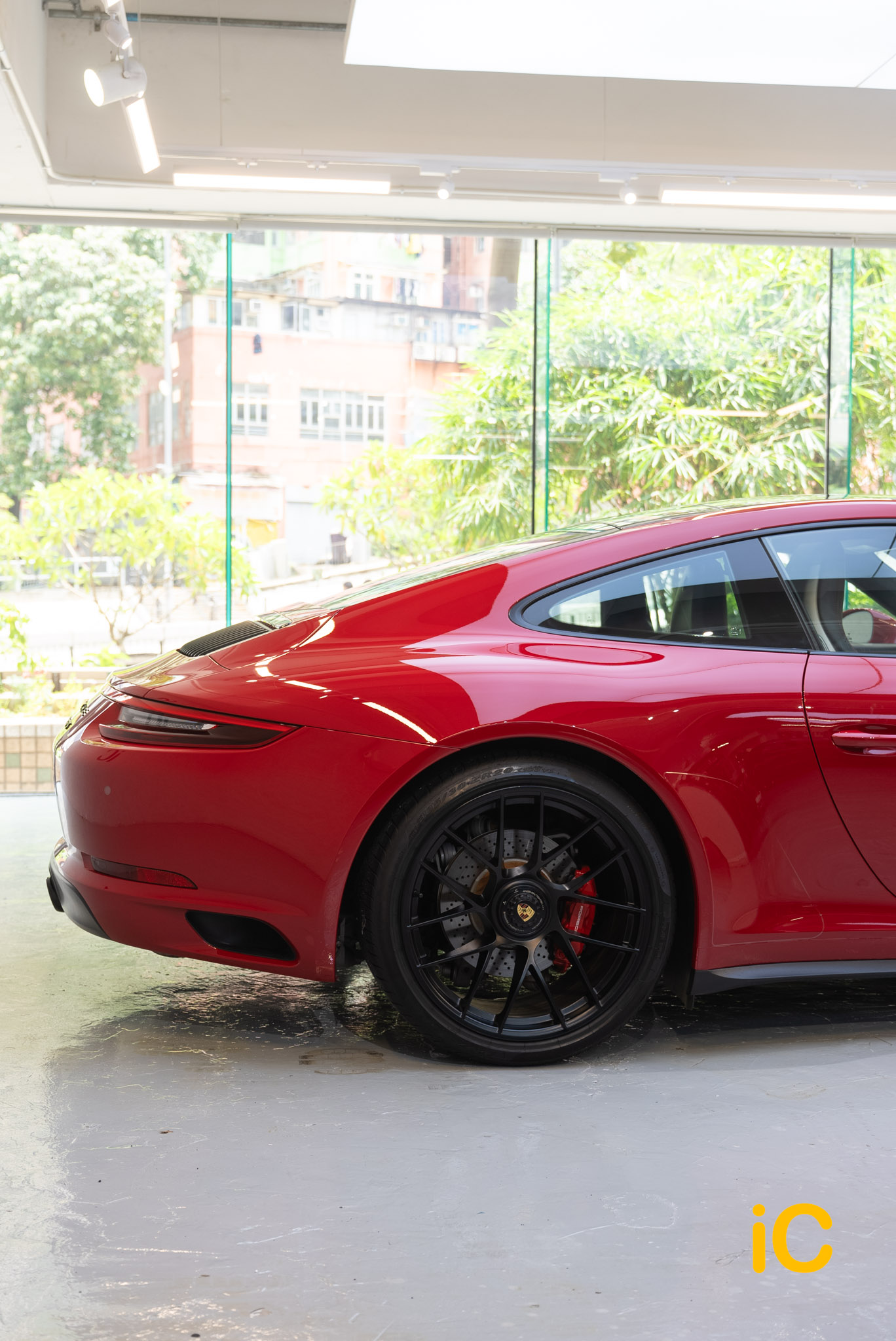 Porsche 911 透明 PPF 施工作品