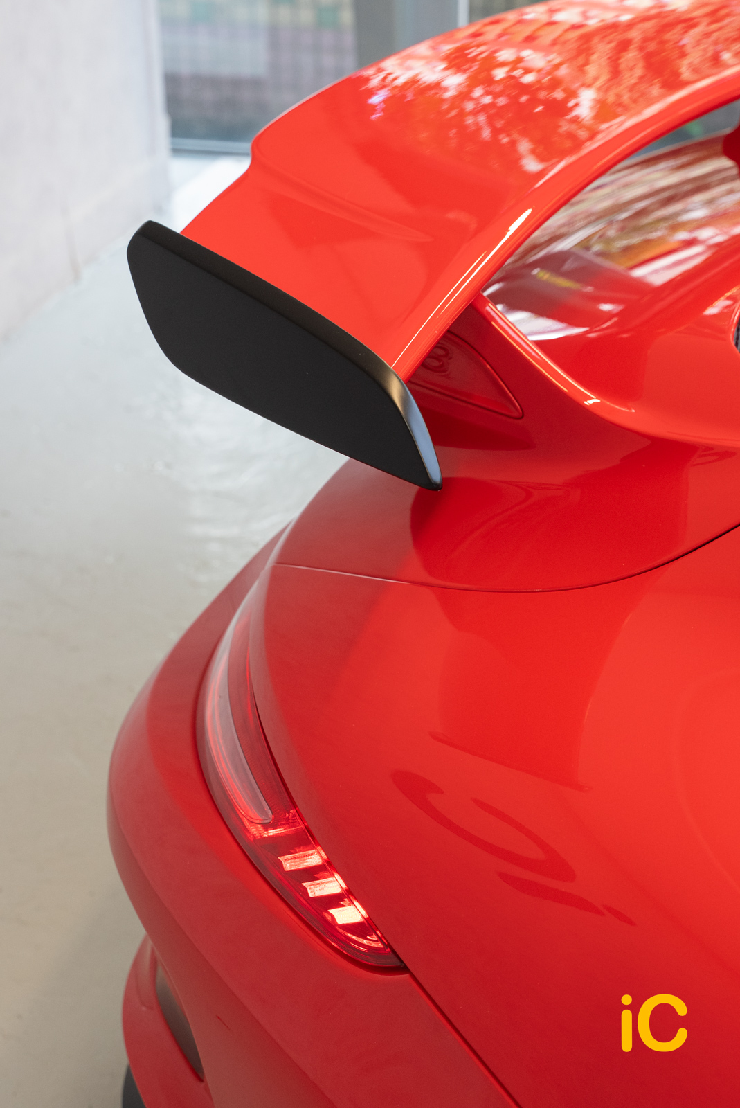 Porsche 911 透明 PPF 施工作品