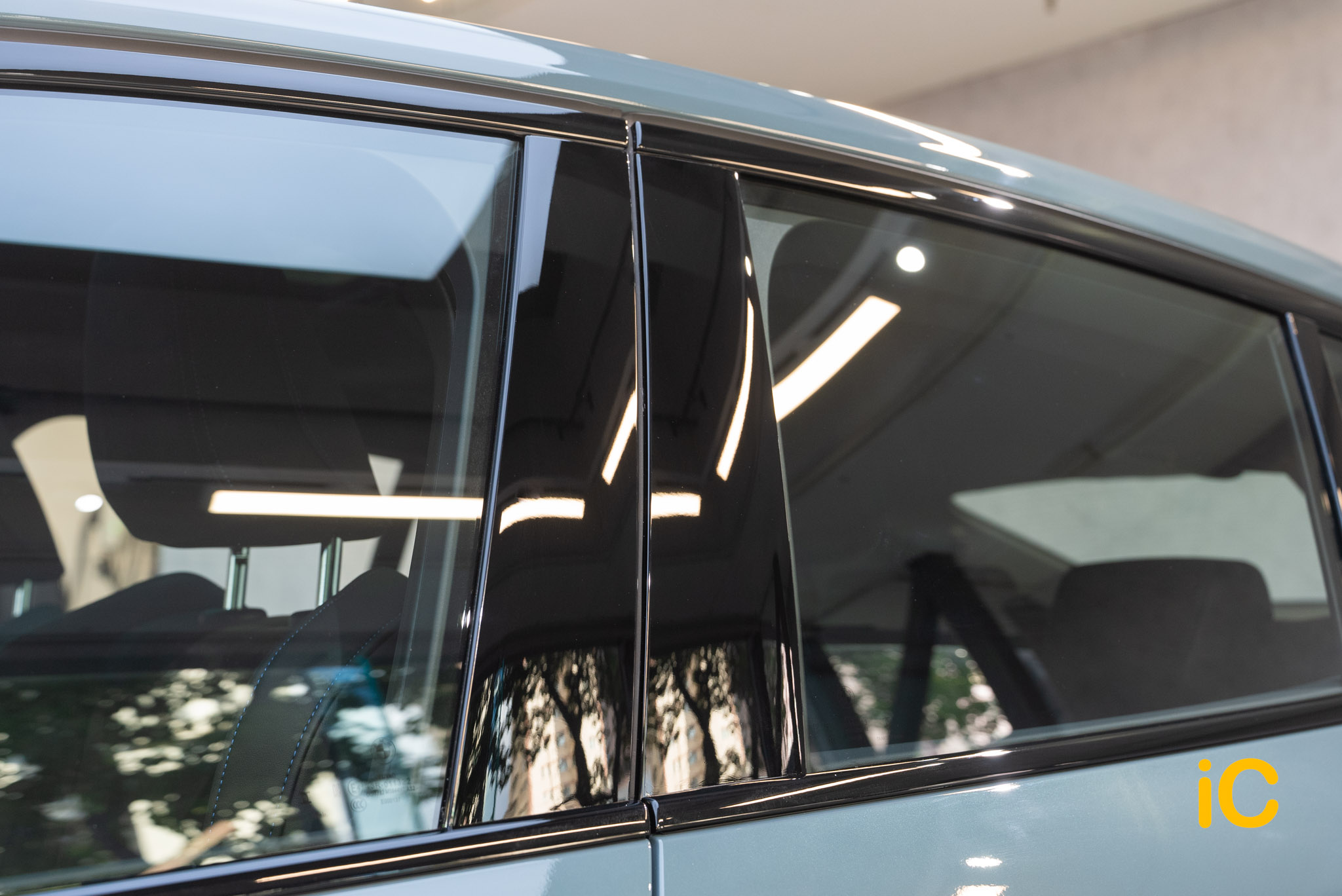 BMW iX2 透明 PPF 施工作品