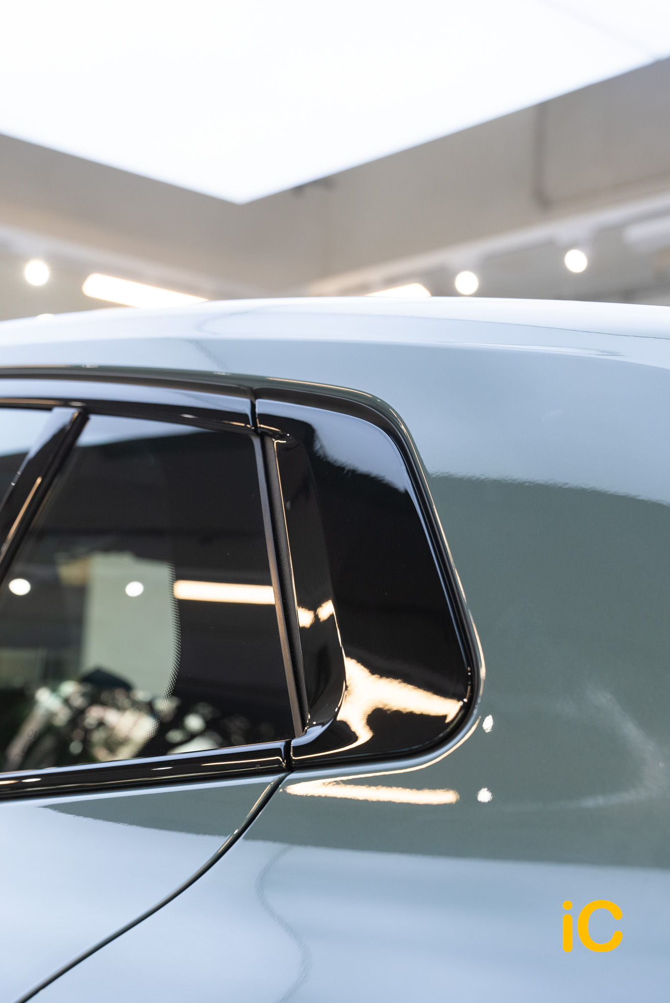 BMW iX2 透明 PPF 施工作品