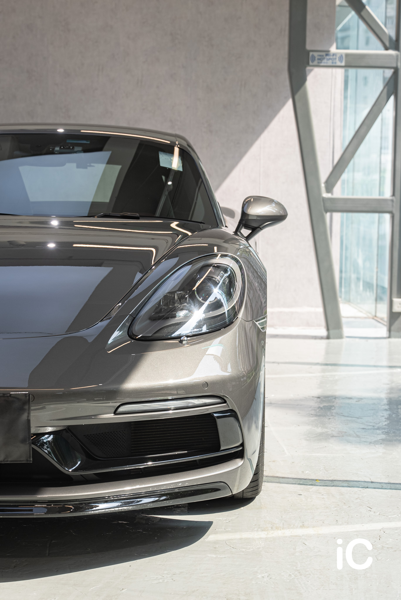 Porsche 718 Cayman 透明 PPF 施工作品