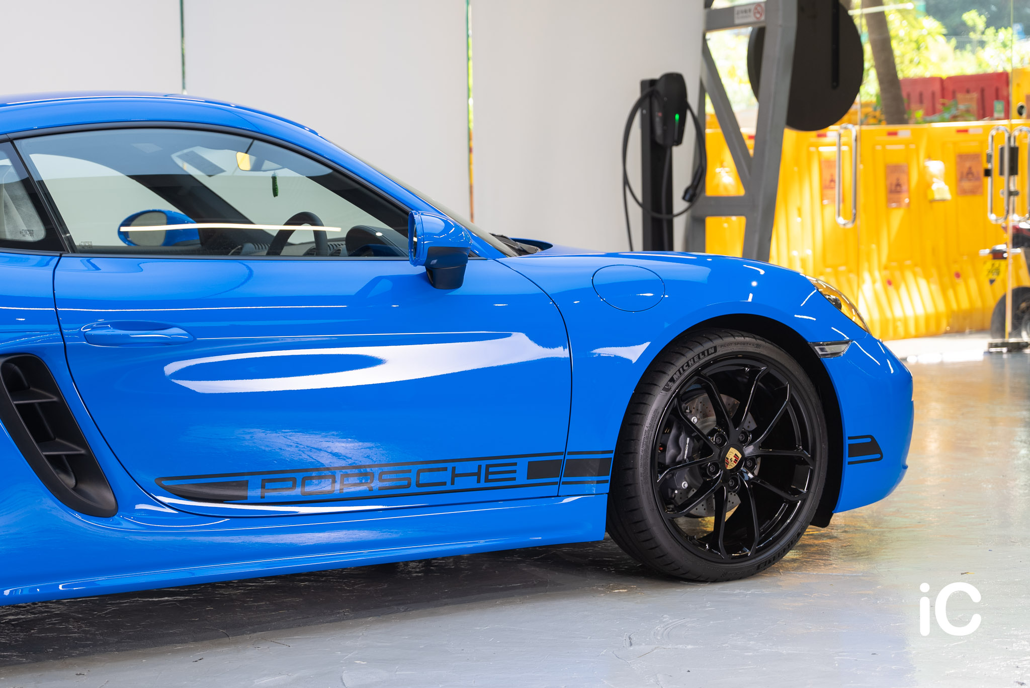 Porsche 718 Cayman Style Edition 鍍膜 施工作品