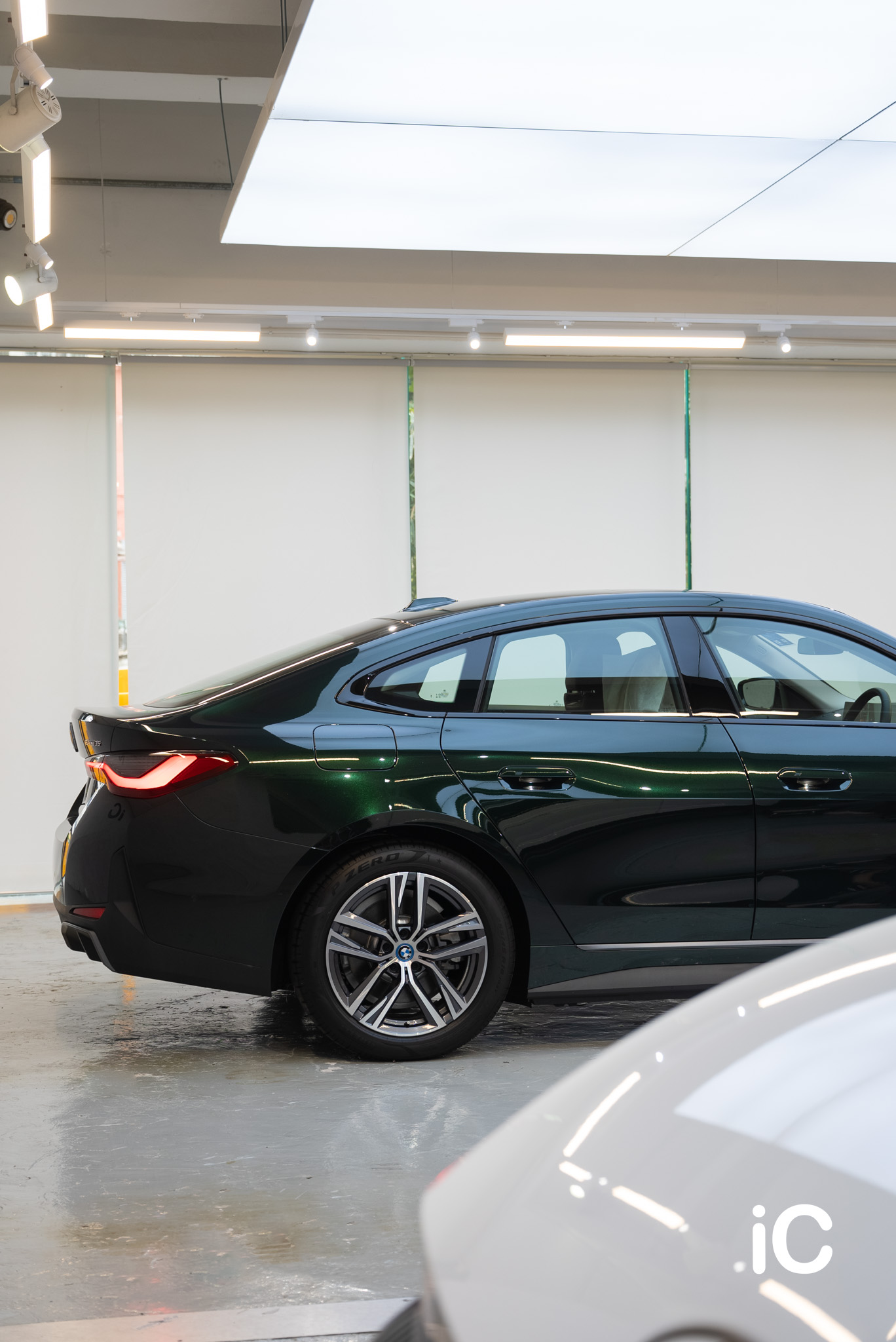 BMW i4 轉色 PPF 施工作品