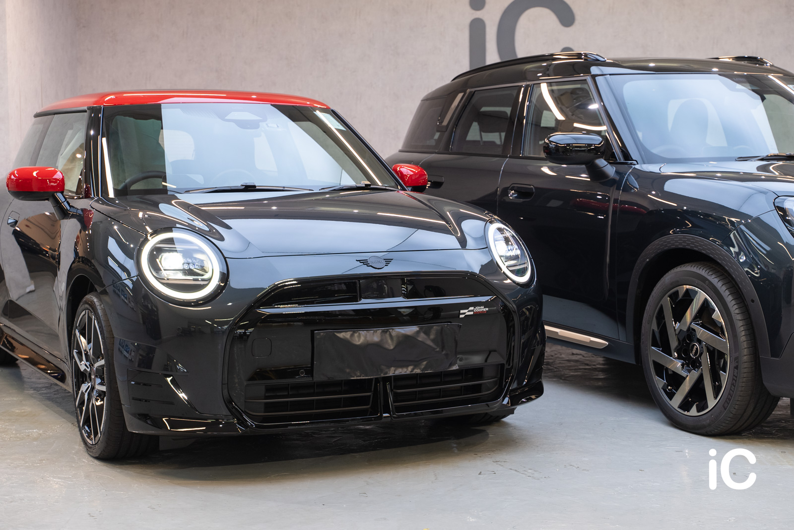MINI Cooper SE + Mini Countryman 鍍膜 施工作品