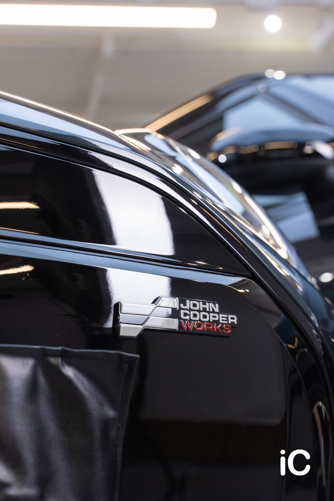 MINI Cooper SE + Mini Countryman 鍍膜 施工作品