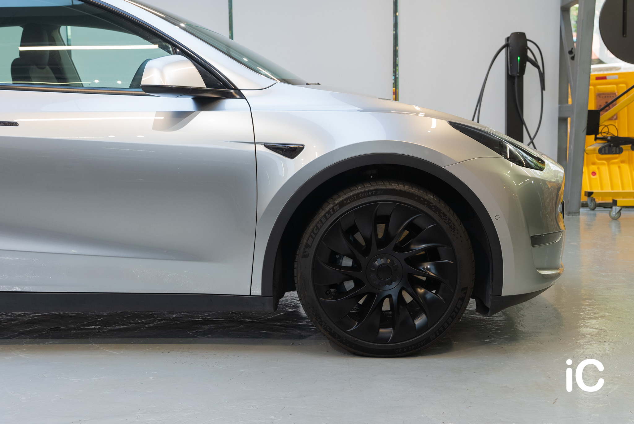 Tesla Model Y 轉色 PPF 施工作品