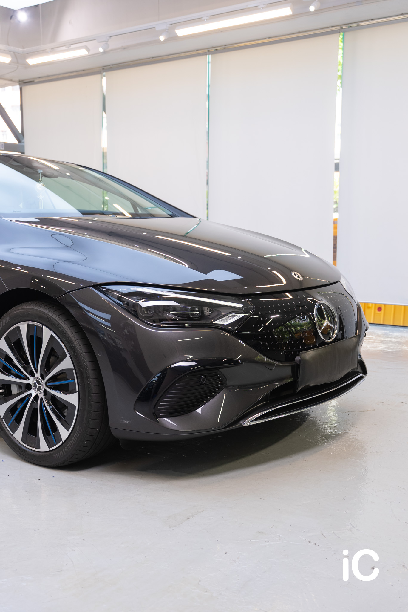 Mercedes-Benz EQE 鍍膜 施工作品