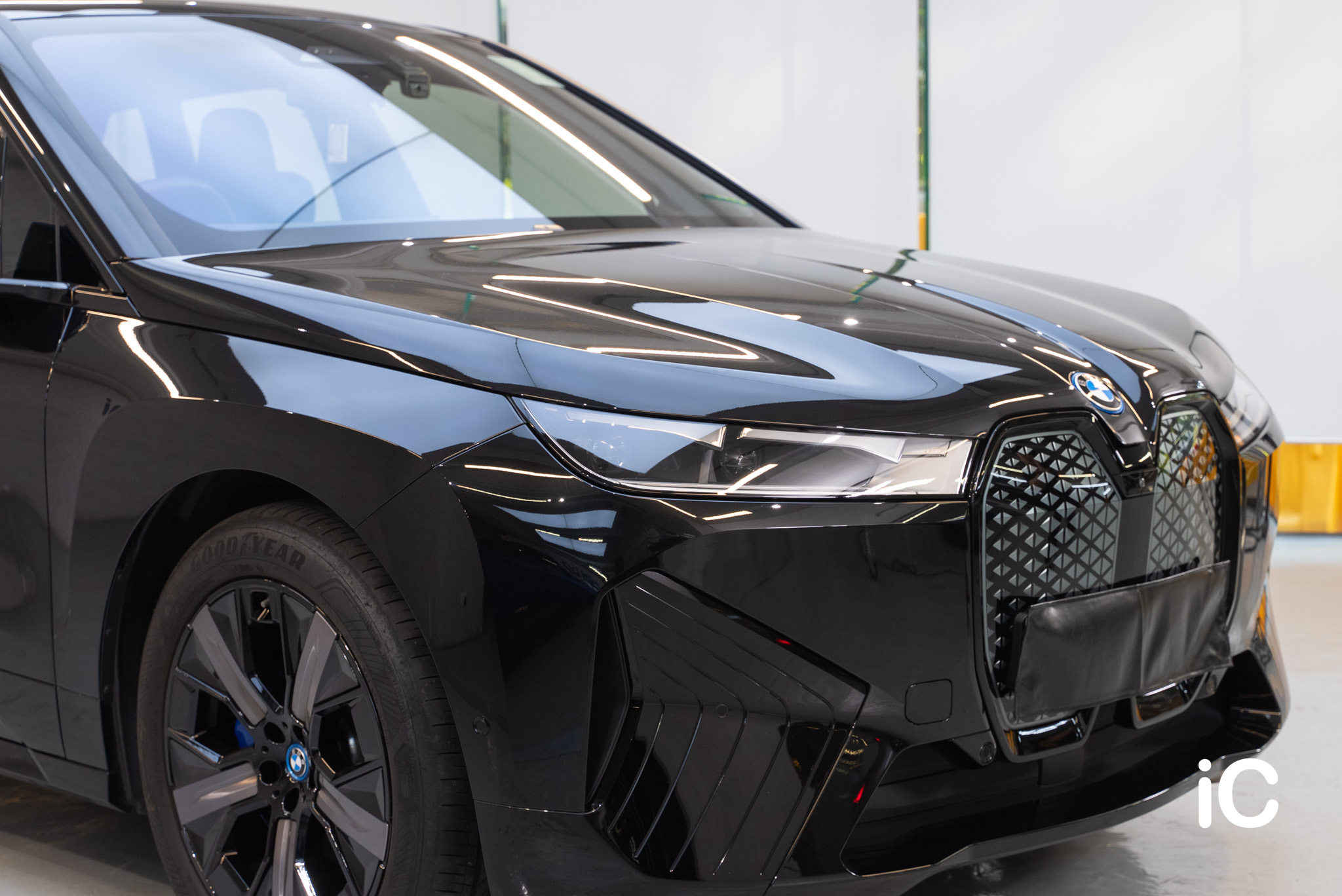 BMW iX 鍍膜 施工作品