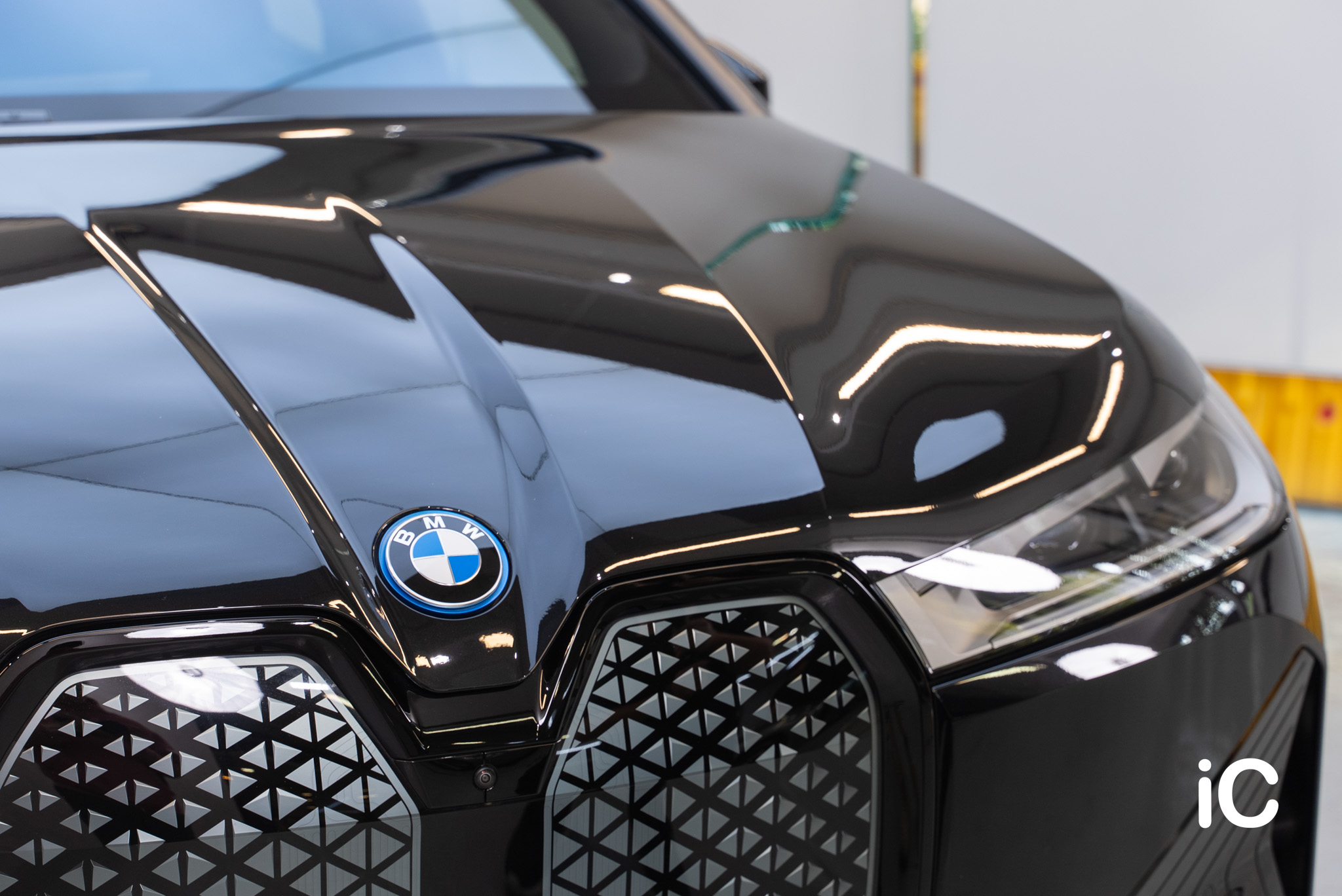 BMW iX 鍍膜 施工作品