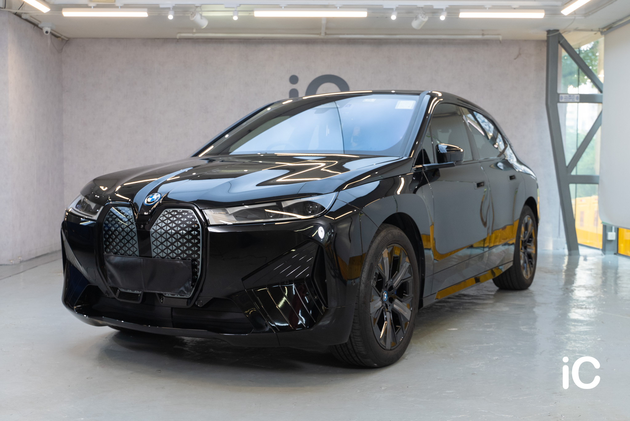 BMW iX 鍍膜 施工作品