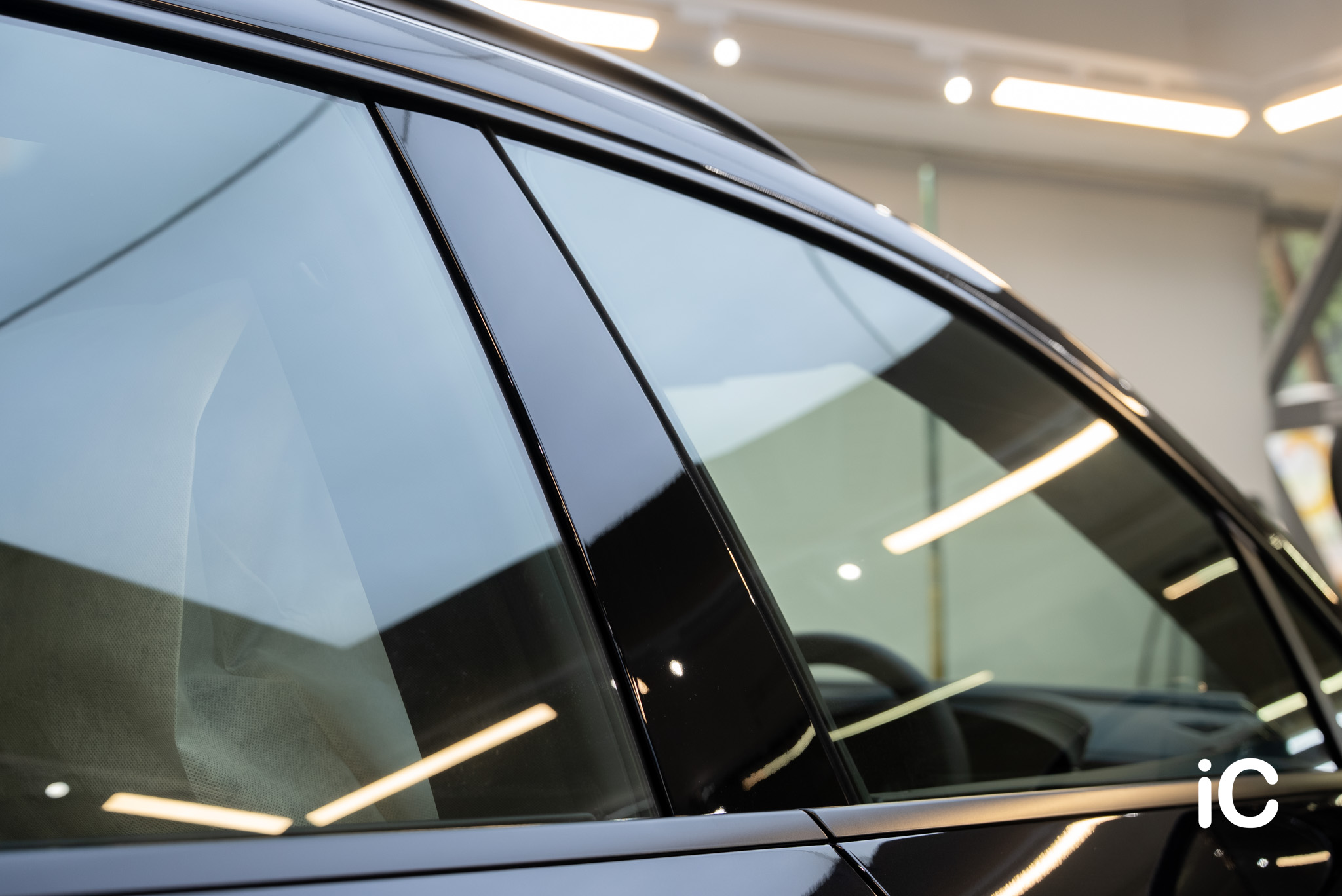 Porsche Macan EV 透明 PPF 施工作品