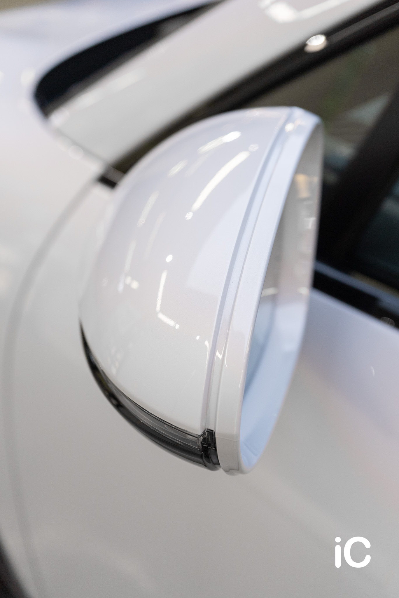Porsche Macan EV Turbo 透明 PPF 施工作品