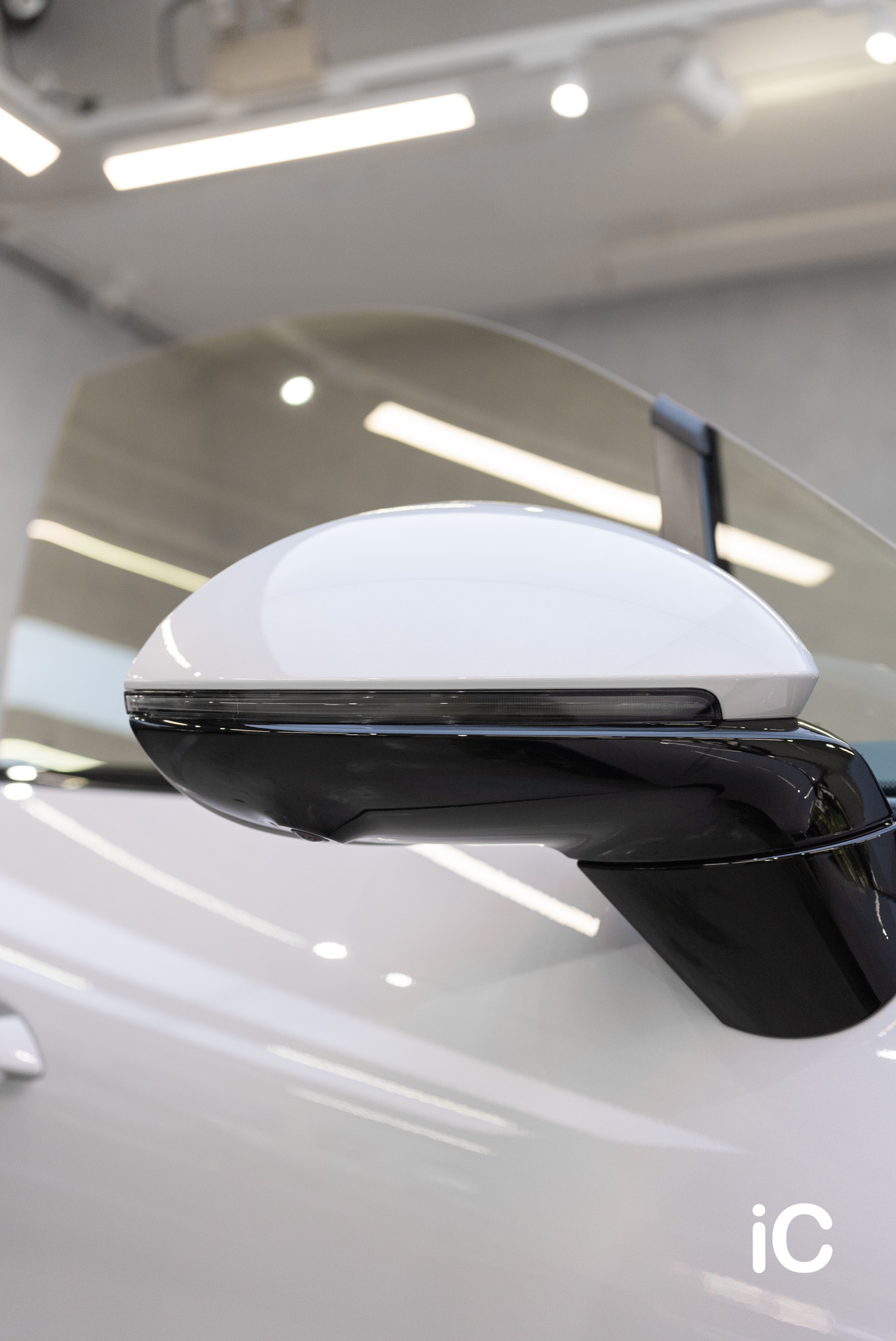 Porsche Macan EV Turbo 透明 PPF 施工作品