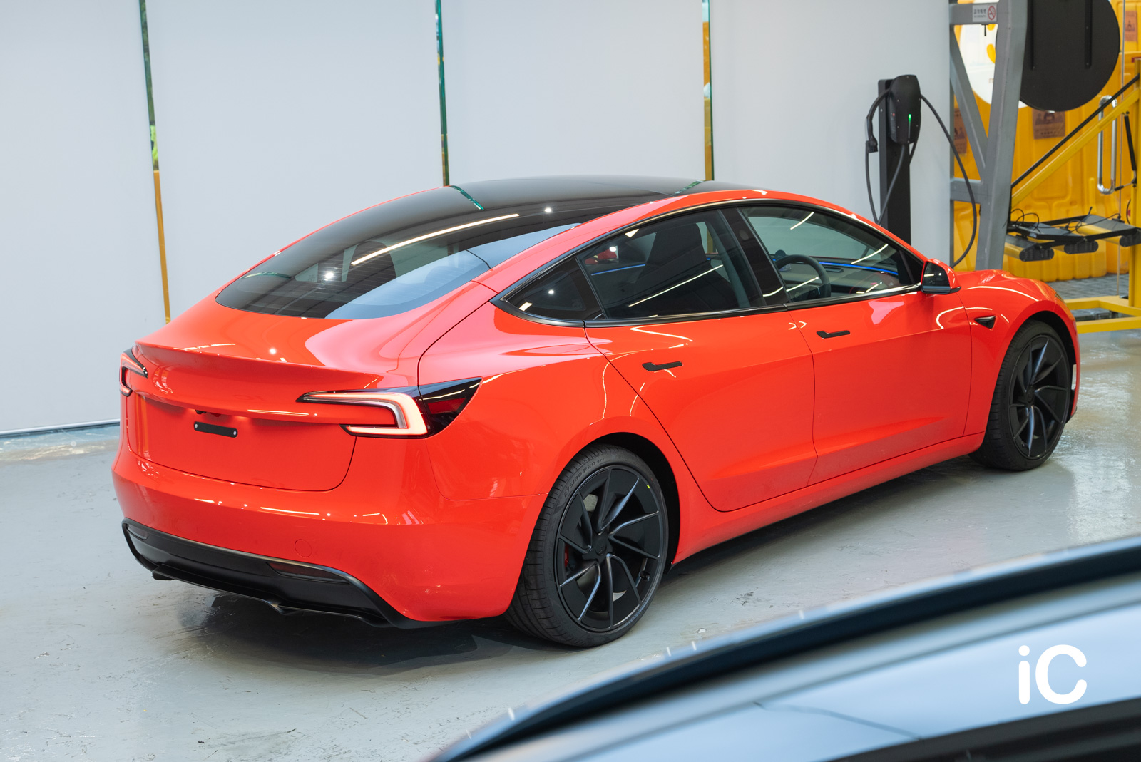 Tesla Model 3 轉色 PPF 施工作品