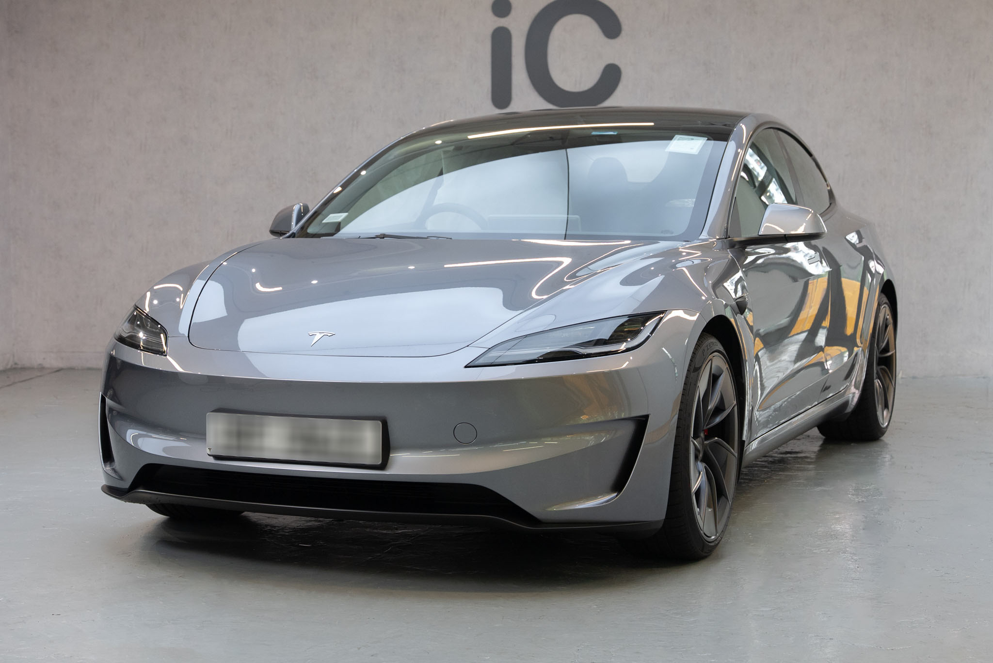 Tesla Model 3 鍍膜 施工作品