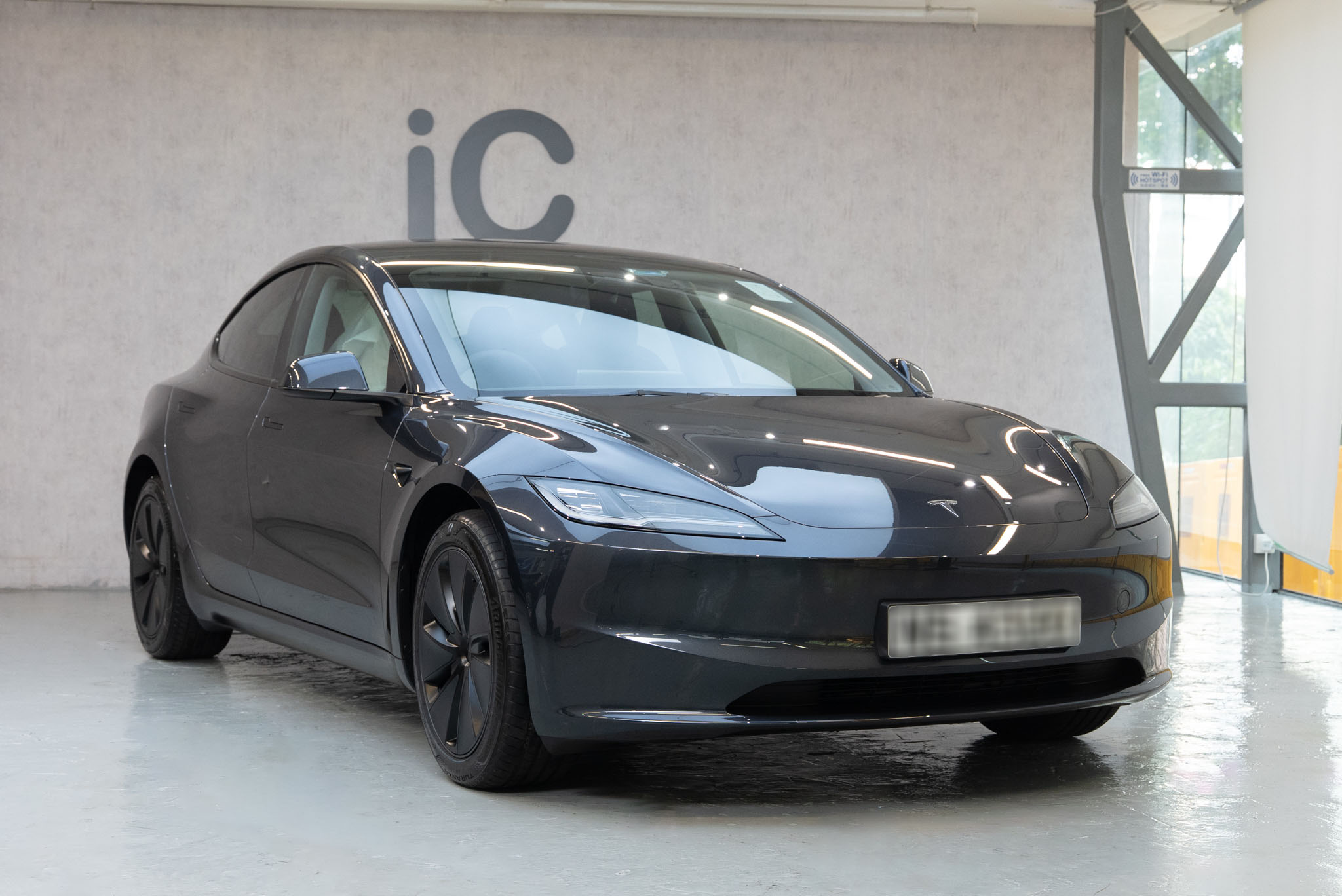 Tesla Model 3 鍍膜 施工作品