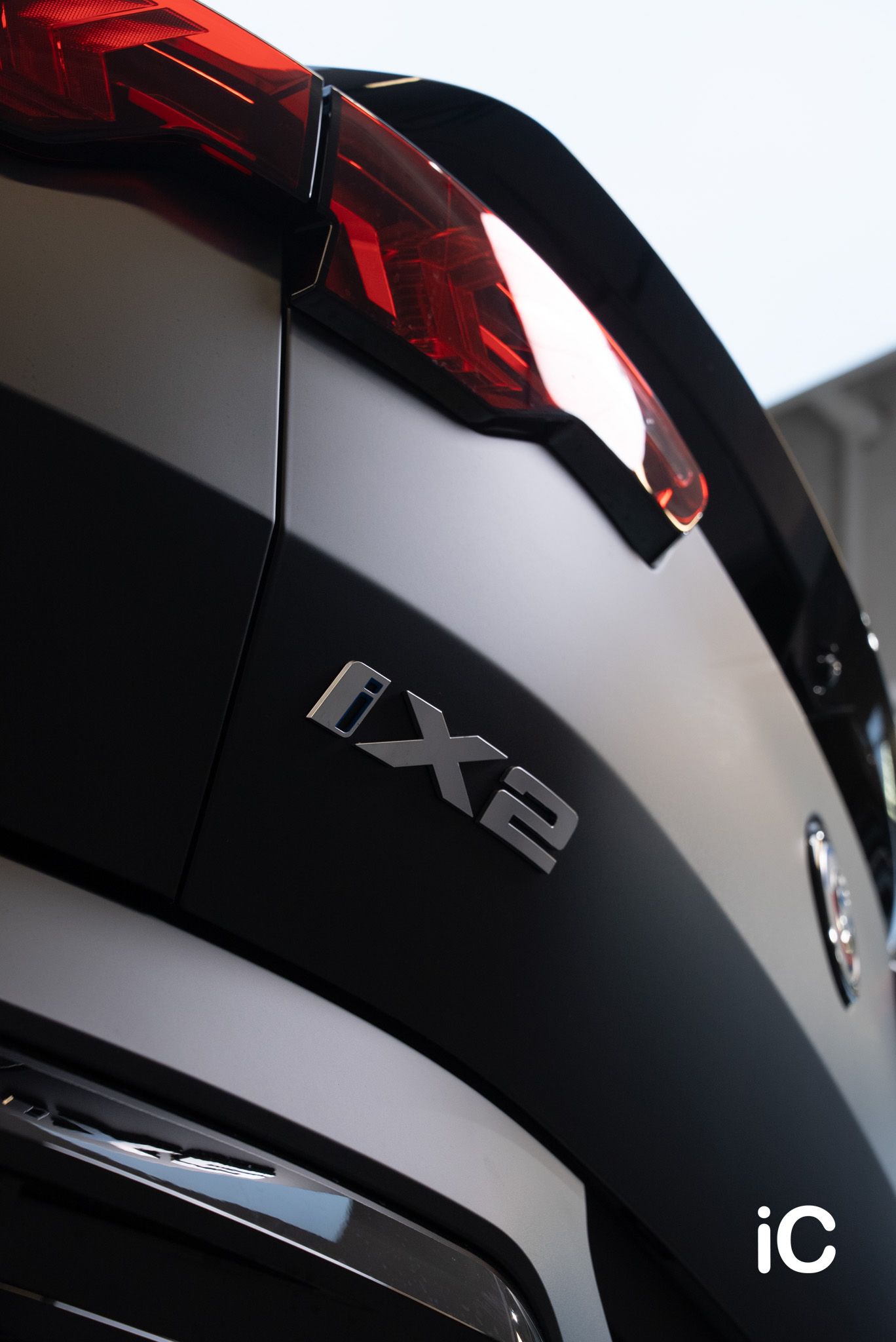 BMW iX2 (M Sport Edition) 轉色 PPF 施工作品