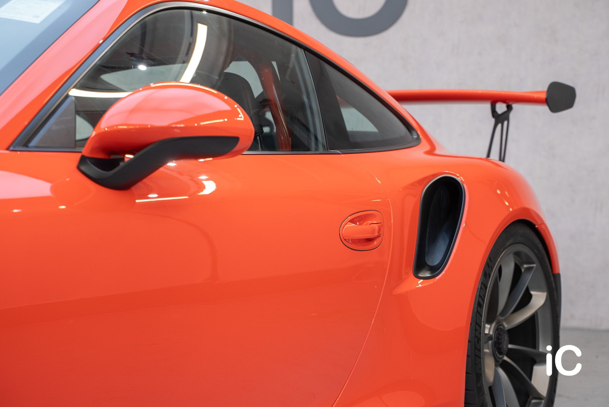 Porsche 911 透明 PPF 施工作品