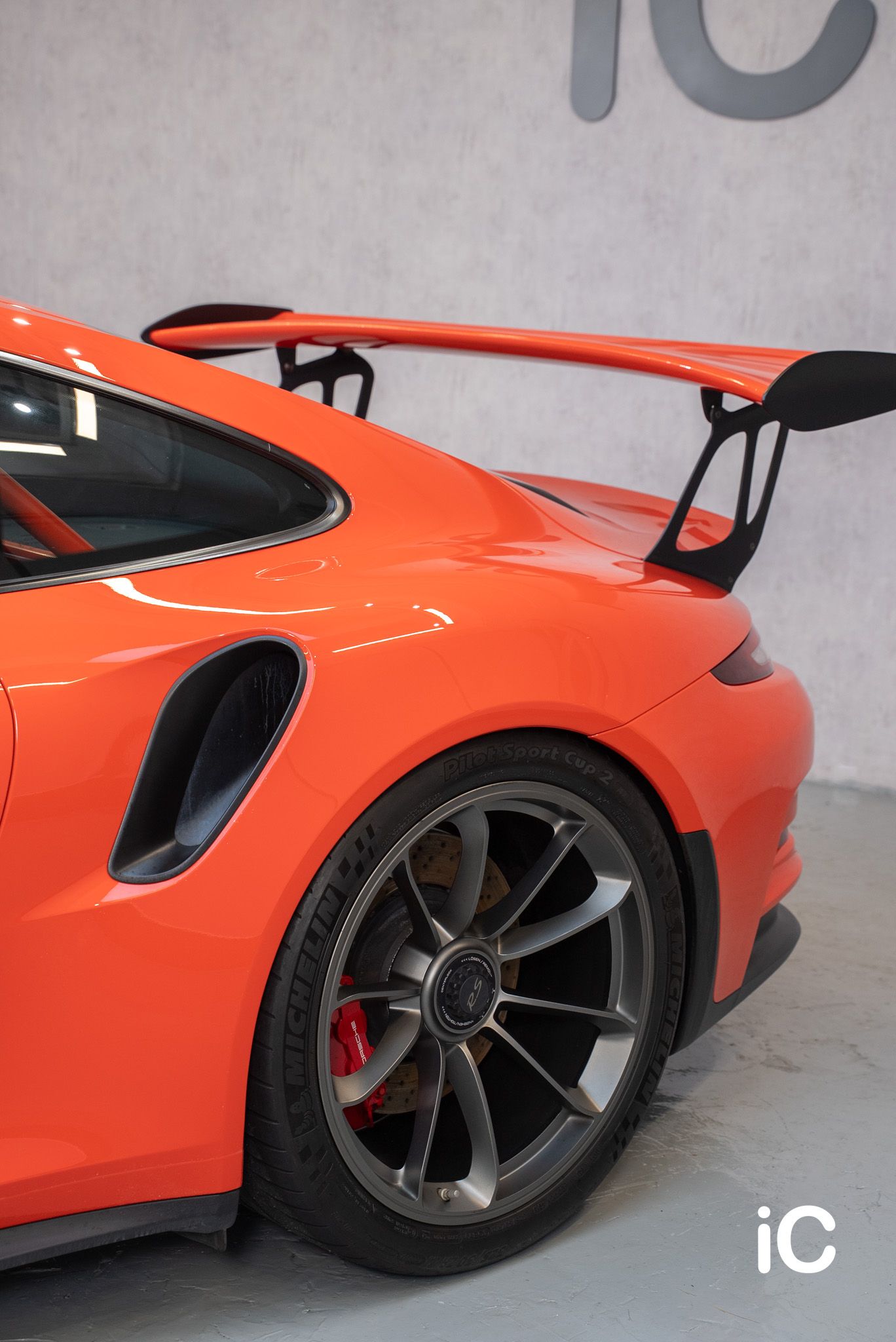 Porsche 911 透明 PPF 施工作品
