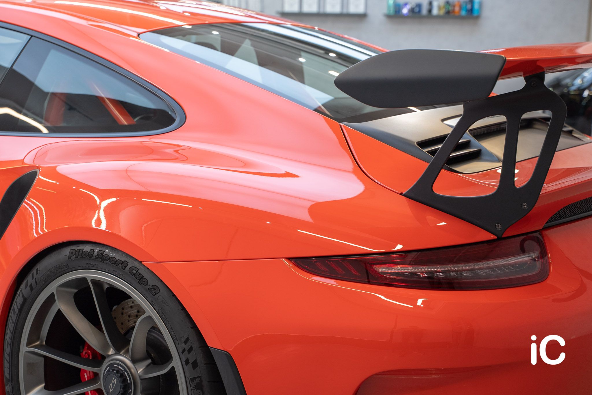 Porsche 911 透明 PPF 施工作品
