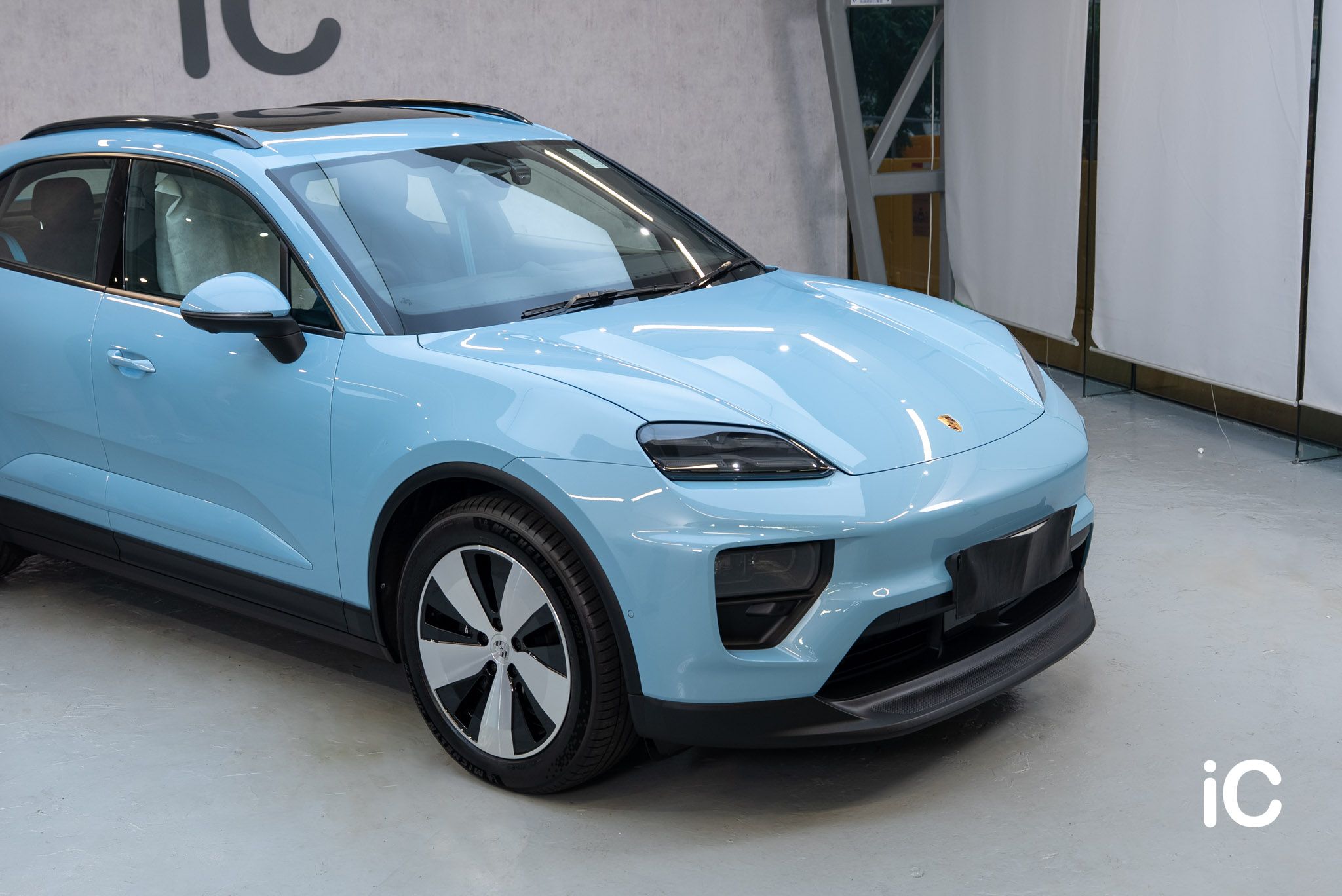 Porsche Macan EV 透明 PPF 施工作品