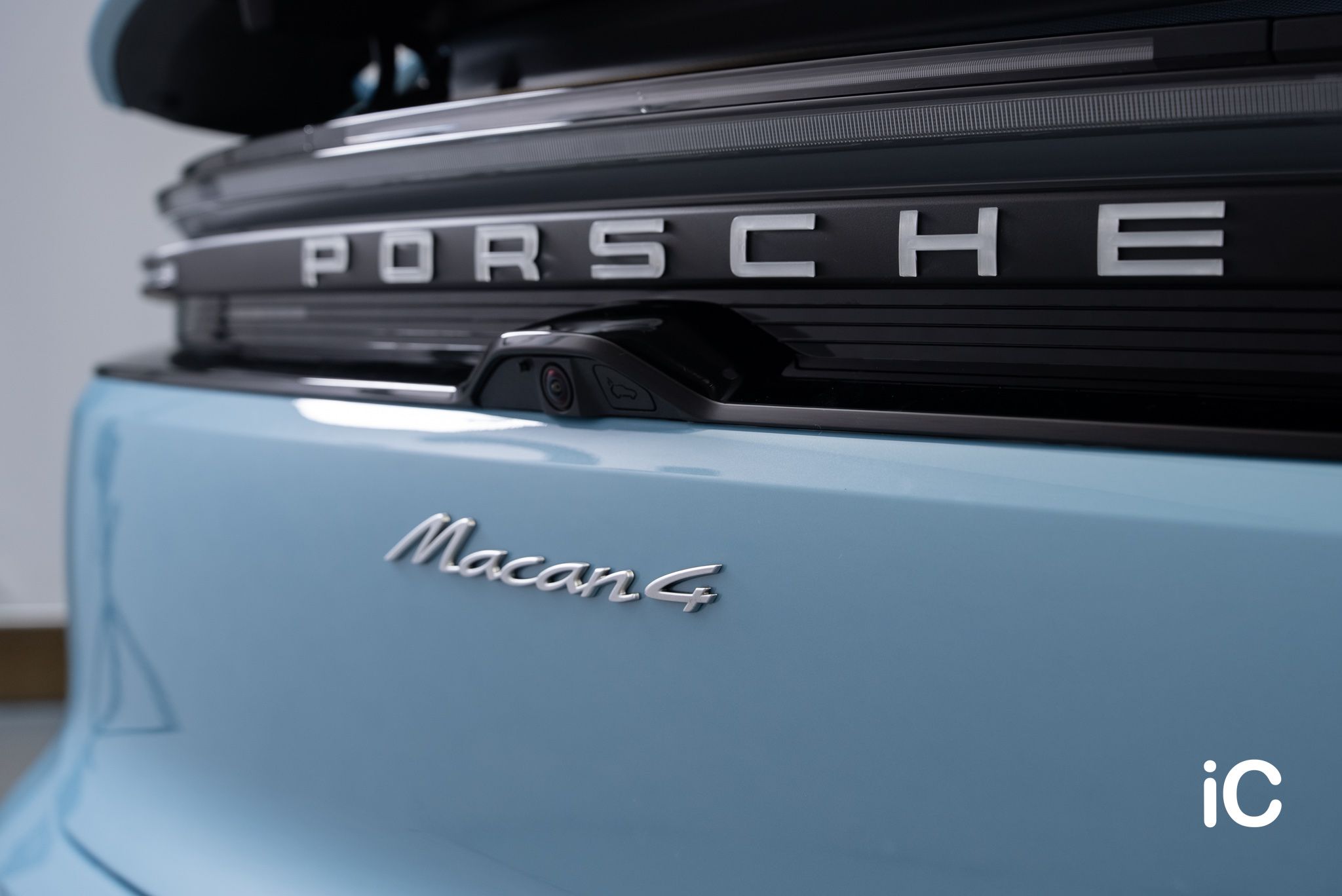 Porsche Macan EV 透明 PPF 施工作品
