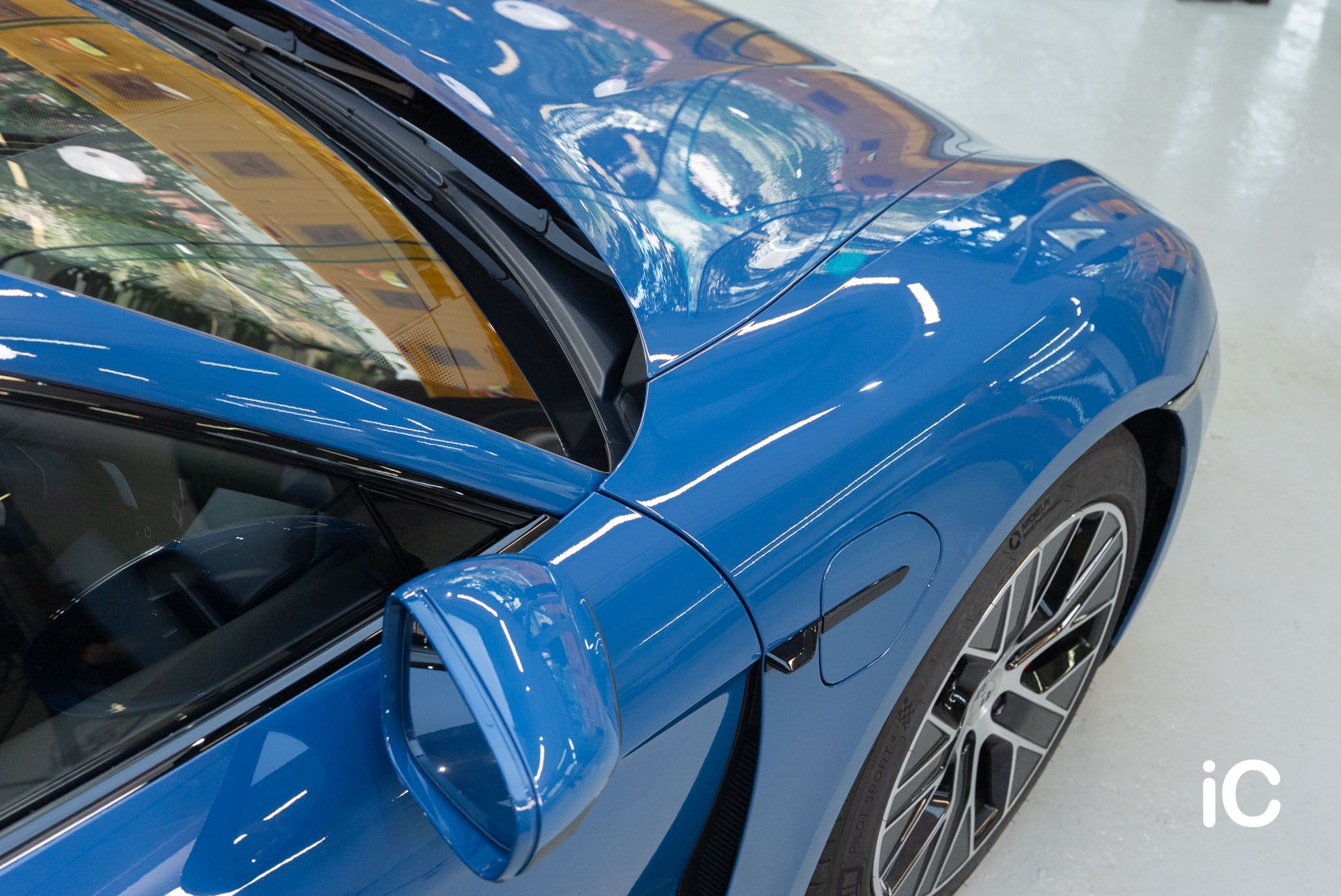 Porsche Taycan 4S 透明 PPF 施工作品