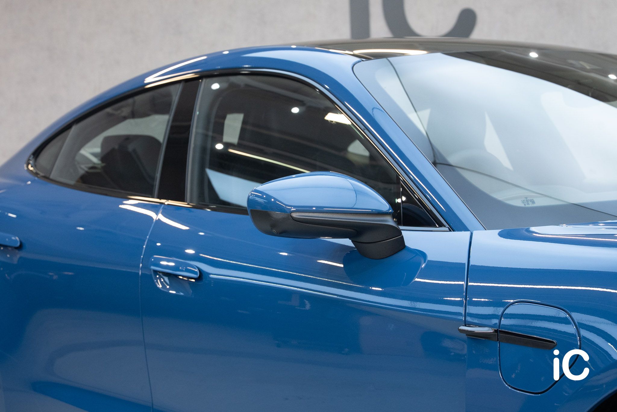 Porsche Taycan 4S 透明 PPF 施工作品