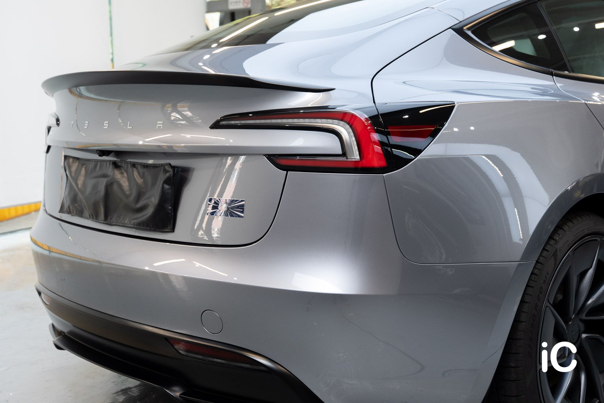 Tesla Model 3 鍍膜 施工作品
