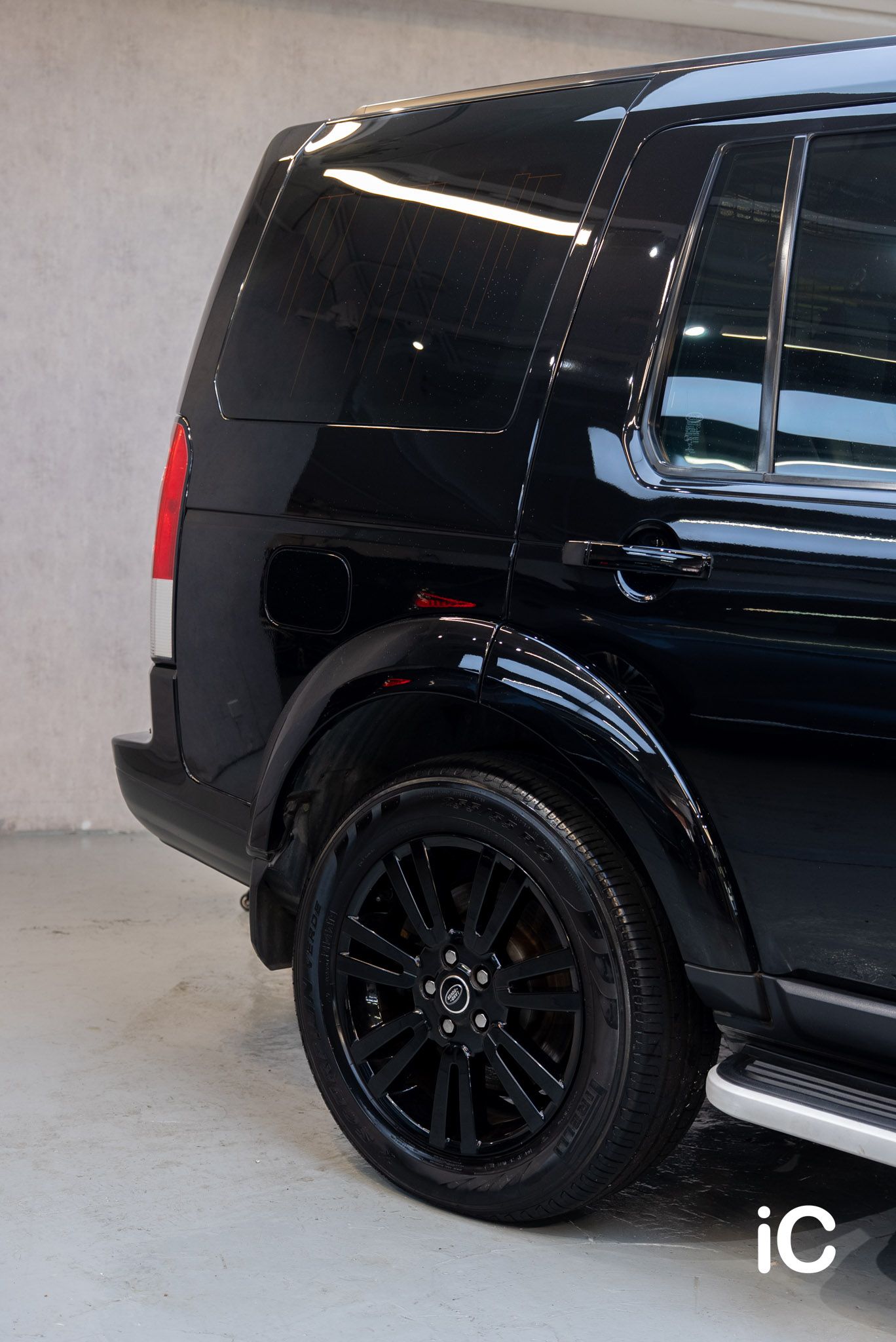 Land Rover Discovery 透明 PPF 施工作品