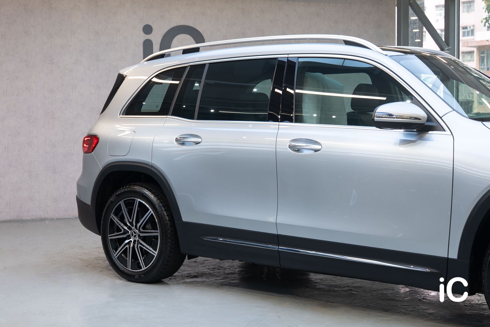 Mercedes-Benz EQB 透明 PPF 施工作品