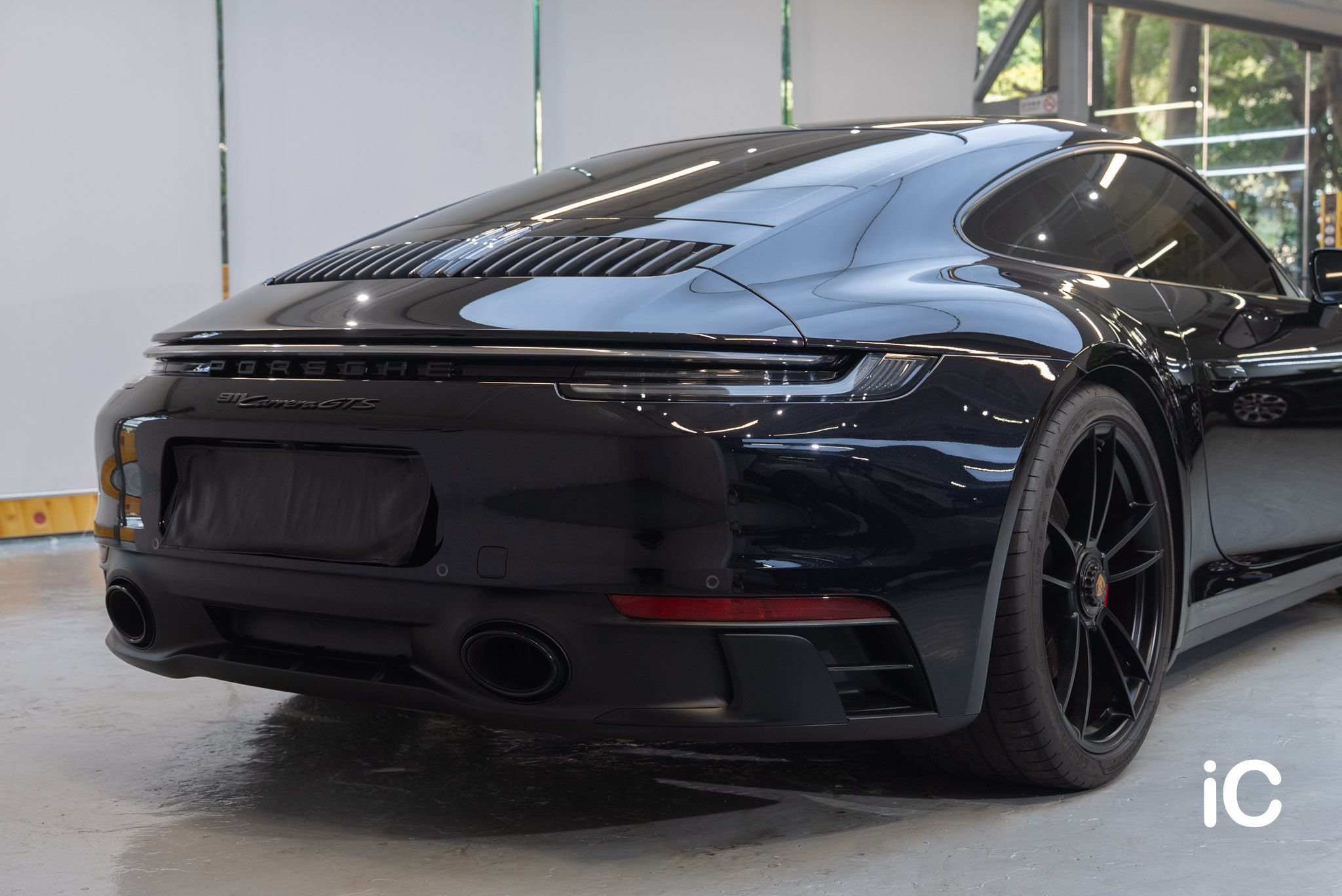 Porsche 911 Carrera GTS 透明 PPF 施工作品