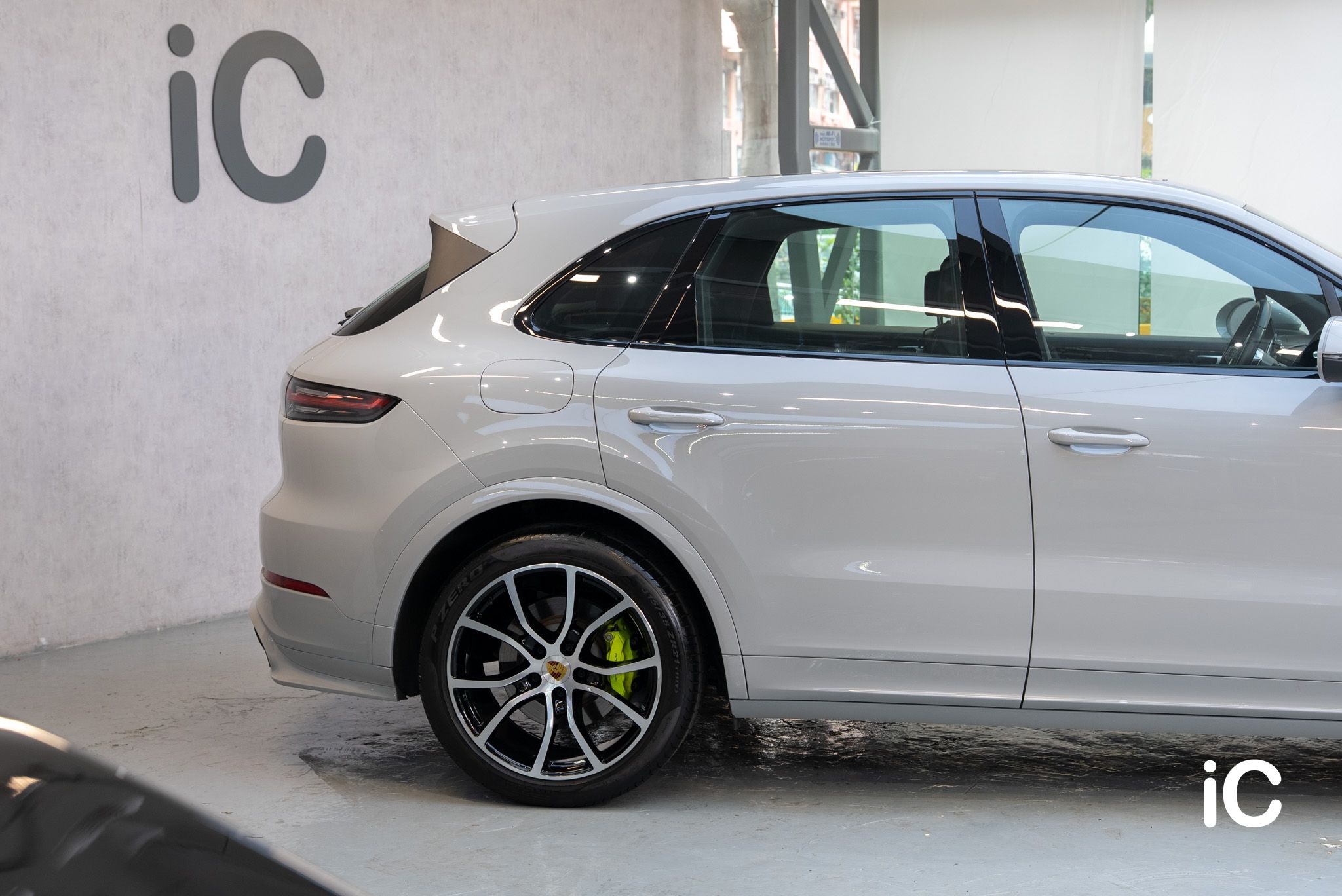 Porsche Cayenne 轉色 PPF 施工作品