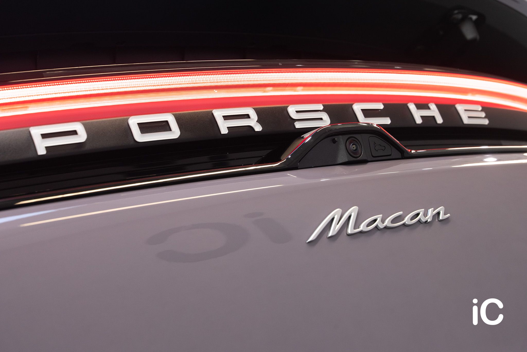 Porsche Macan EV 透明 PPF 施工作品