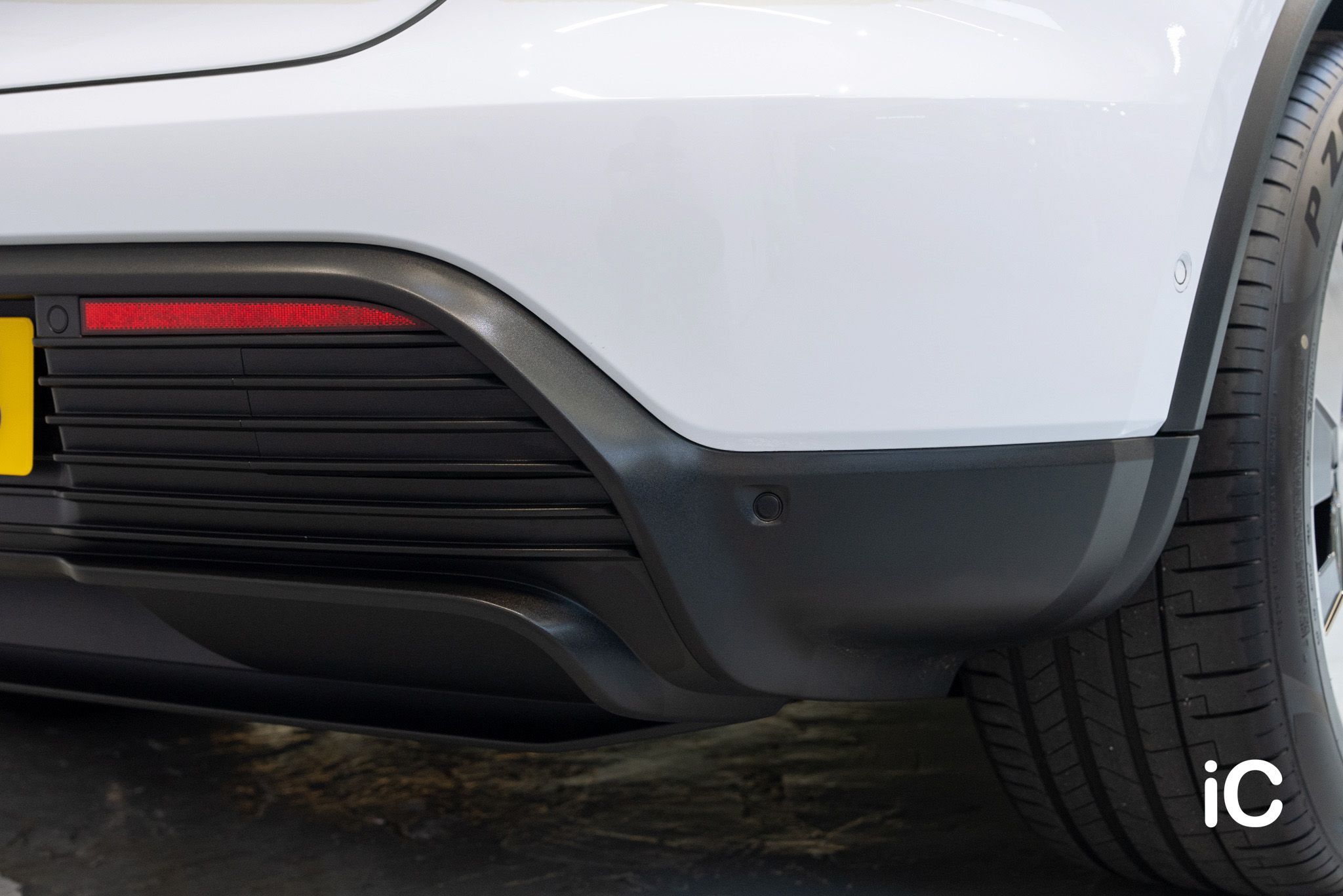 Porsche Macan EV 透明 PPF 施工作品