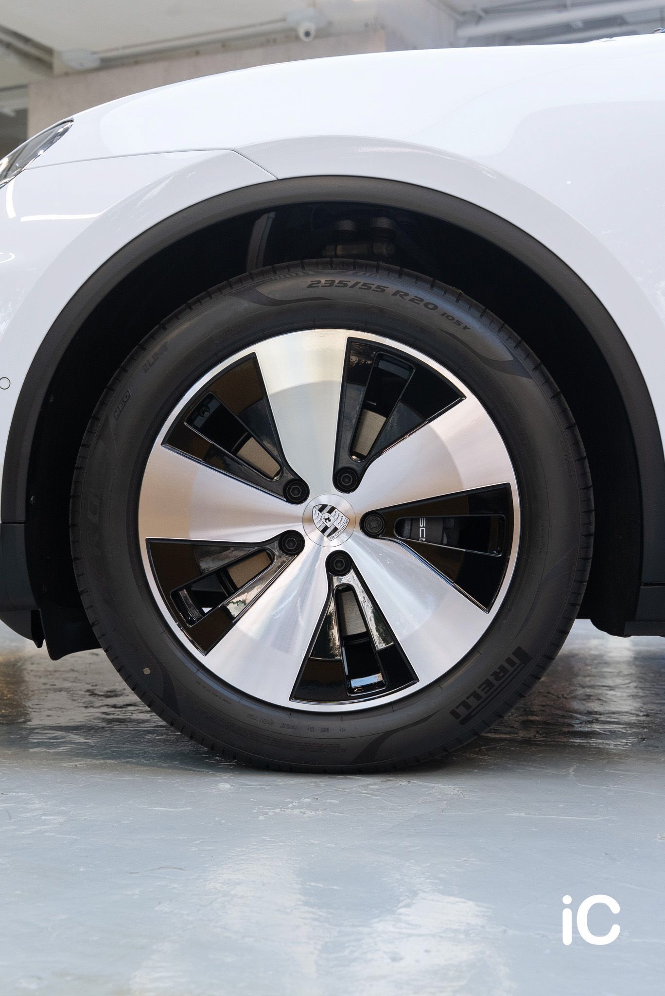 Porsche Macan EV 透明 PPF 施工作品