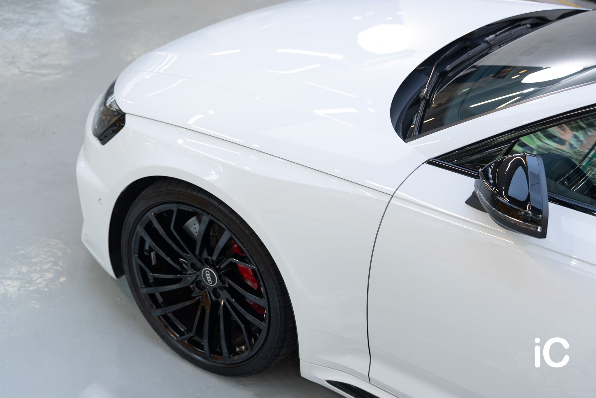 Audi RS4 鍍膜 施工作品