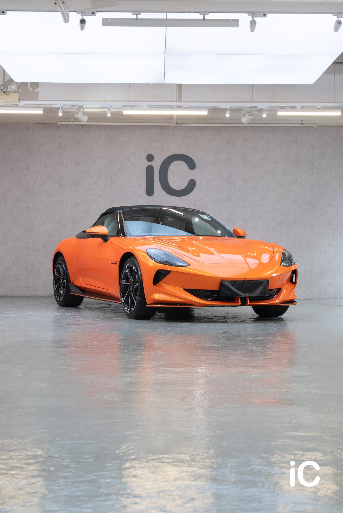 MG Cyberster 轉色 PPF 施工作品