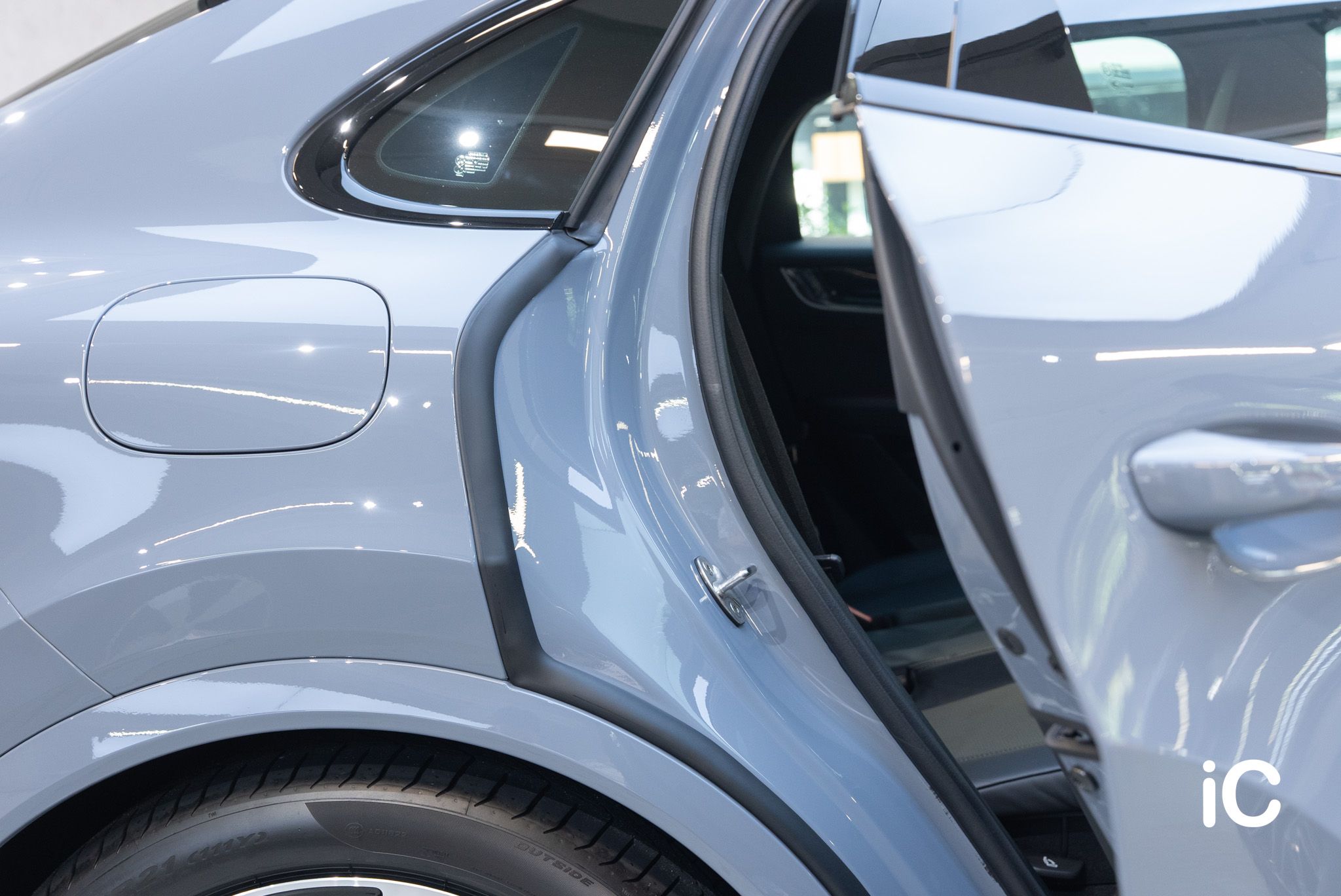 Porsche Cayenne 轉色 PPF 施工作品