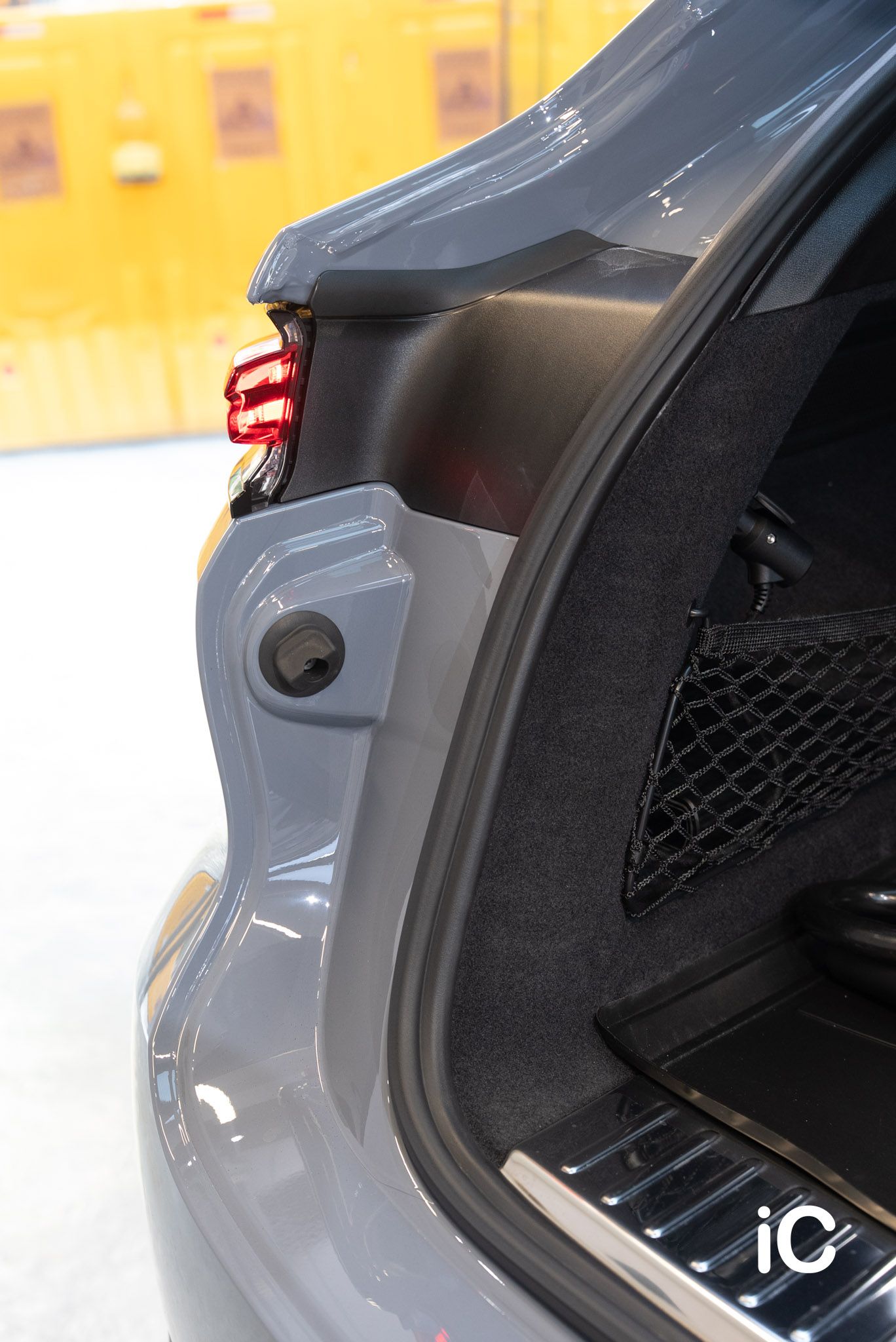 Porsche Cayenne 轉色 PPF 施工作品