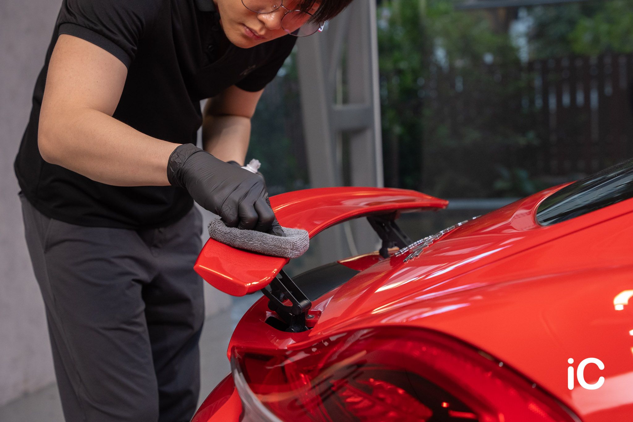 Porsche 718 Cayman 鍍膜 施工作品