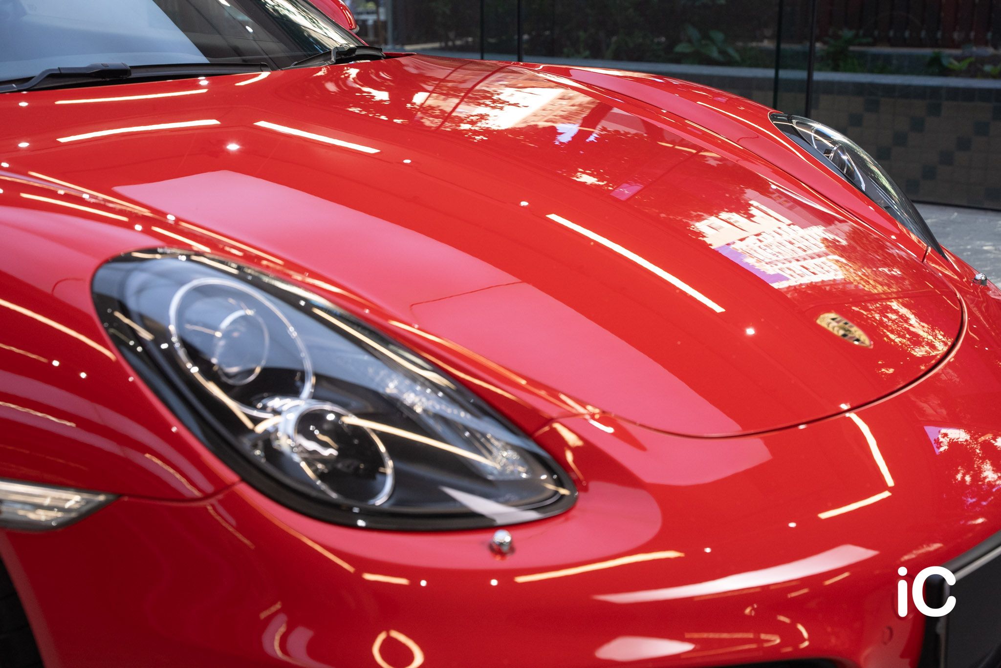 Porsche 718 Cayman 鍍膜 施工作品