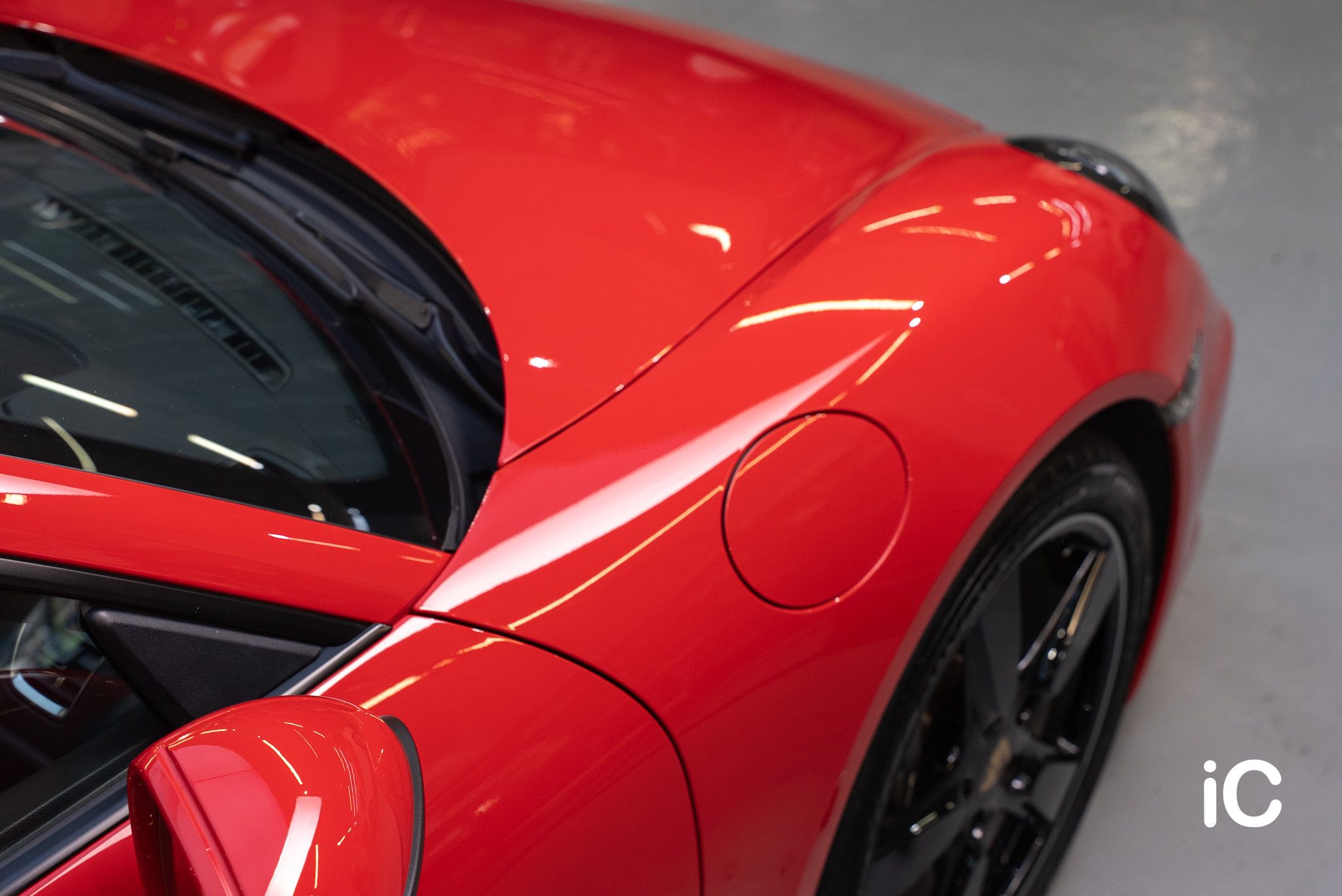 Porsche 718 Cayman 鍍膜 施工作品