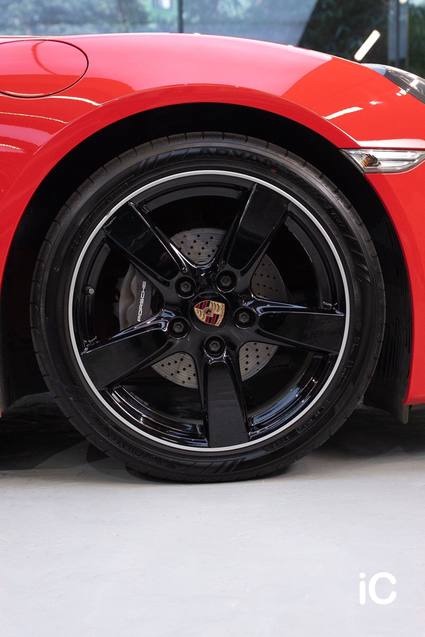 Porsche 718 Cayman 鍍膜 施工作品