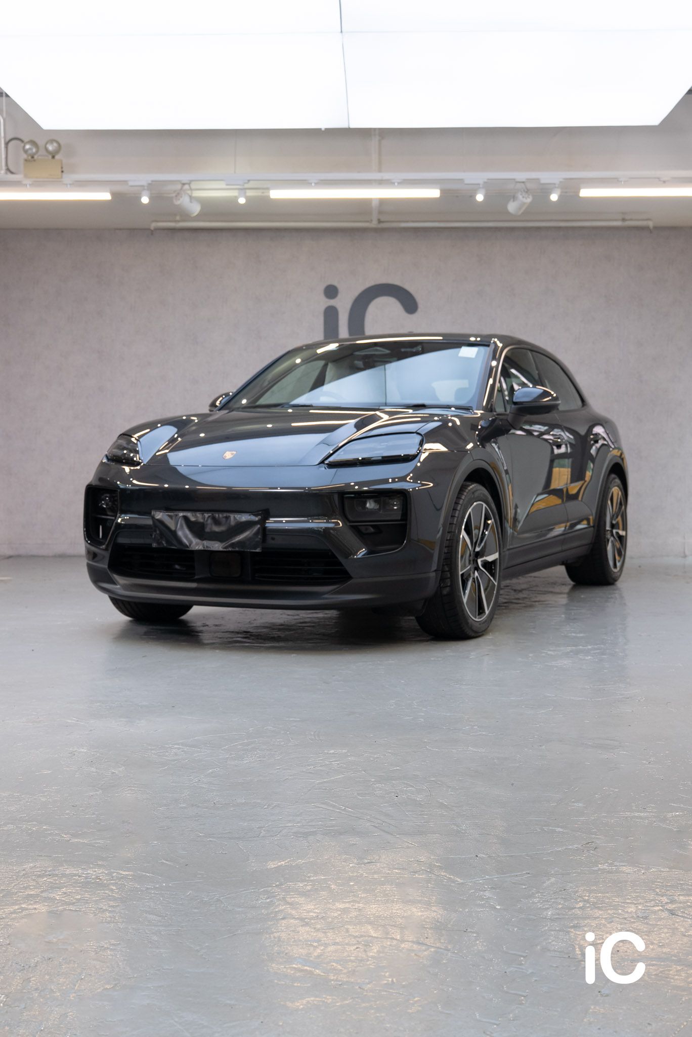 Porsche Macan EV 鍍膜 施工作品