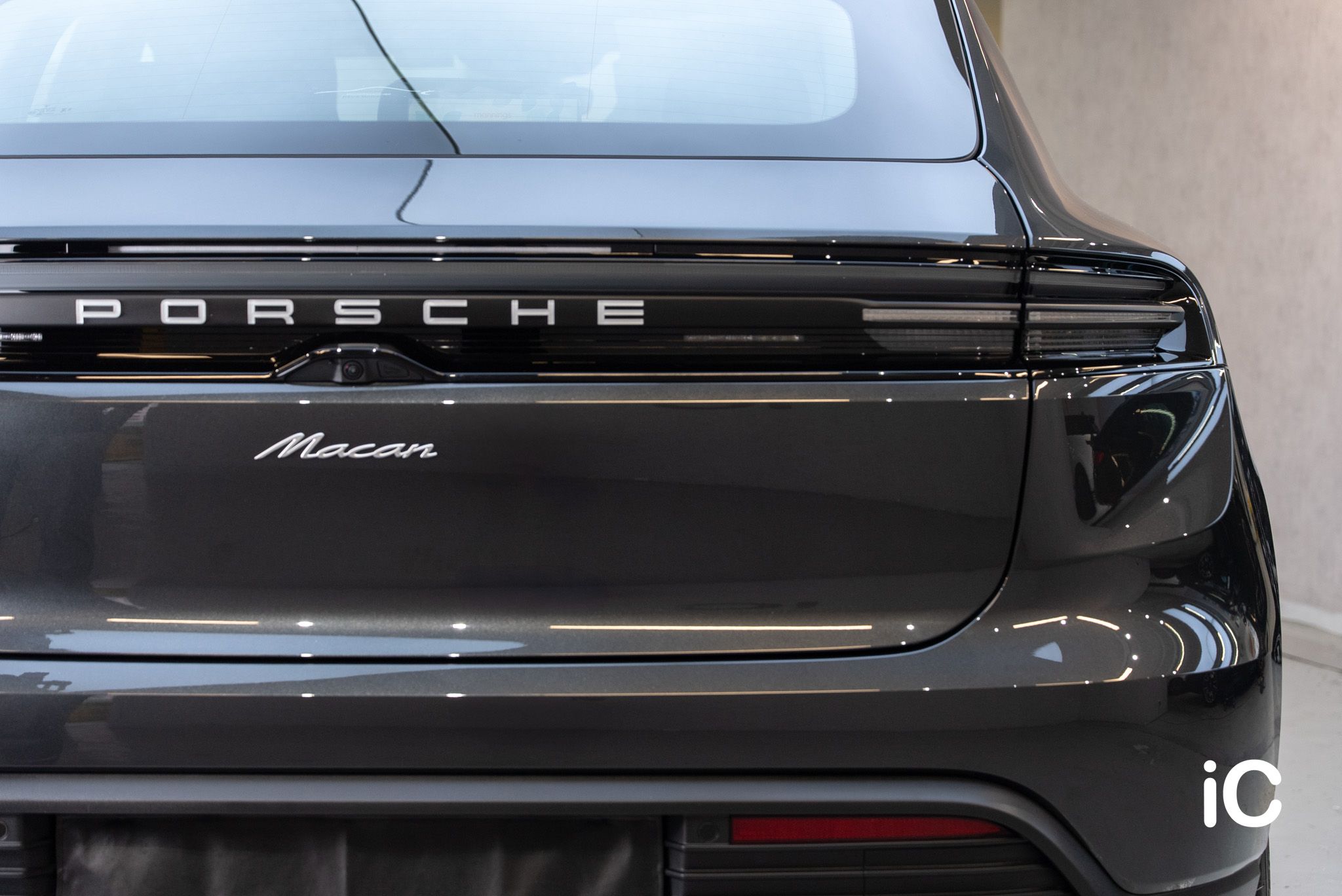 Porsche Macan EV 鍍膜 施工作品