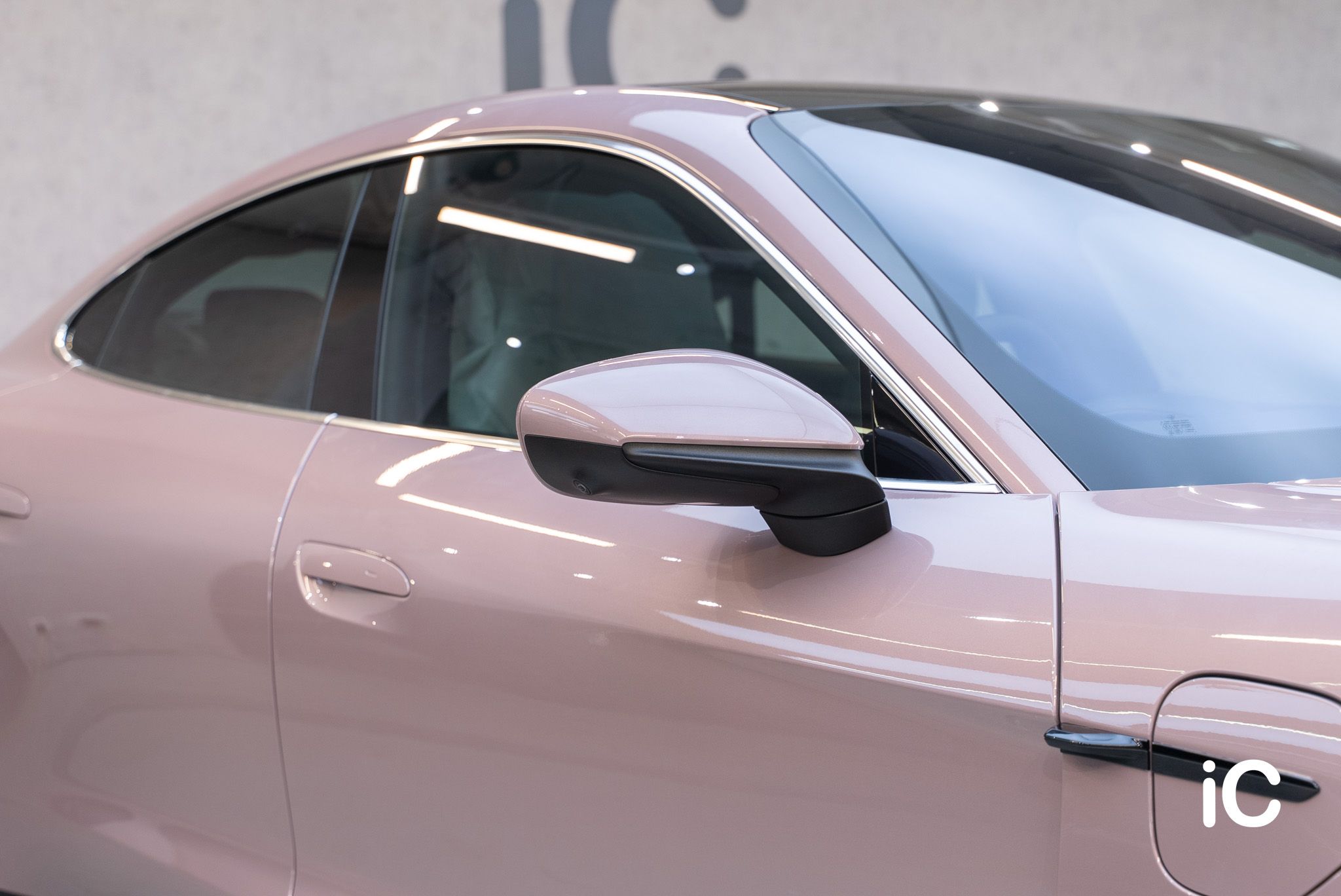 Porsche Taycan 4S 透明 PPF 施工作品