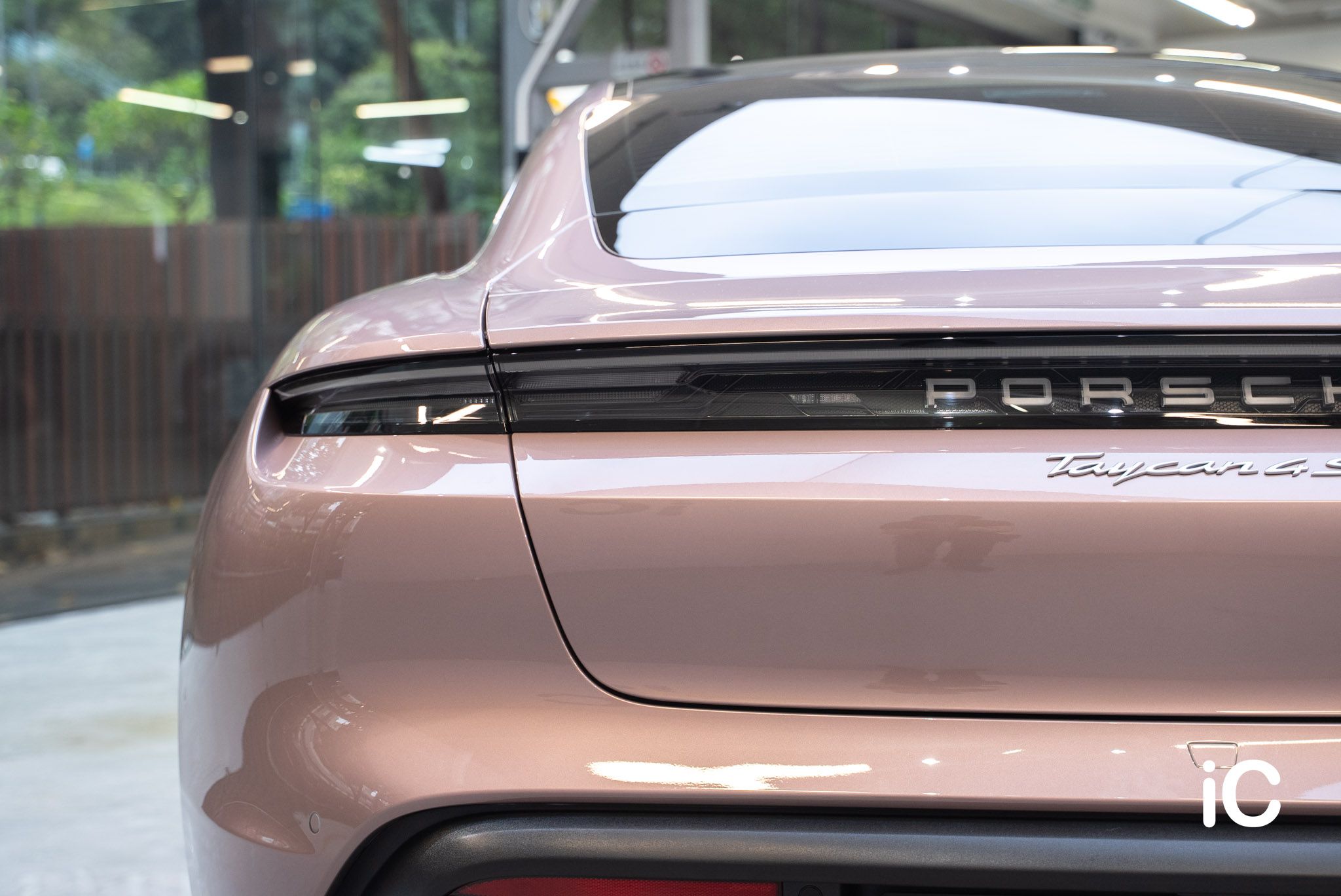 Porsche Taycan 4S 透明 PPF 施工作品
