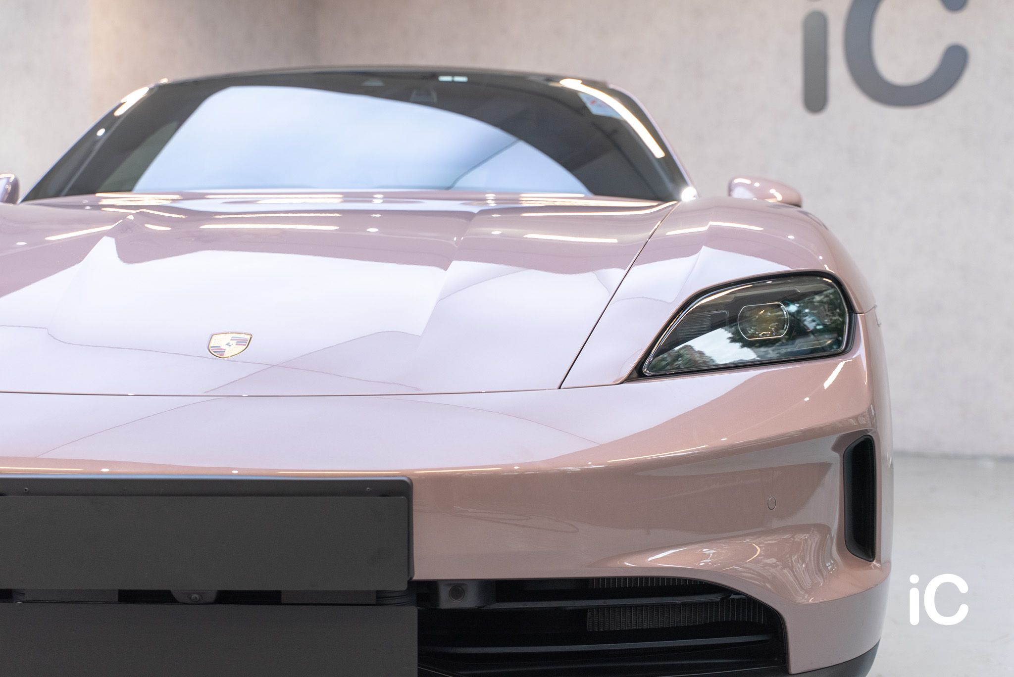 Porsche Taycan 4S 透明 PPF 施工作品