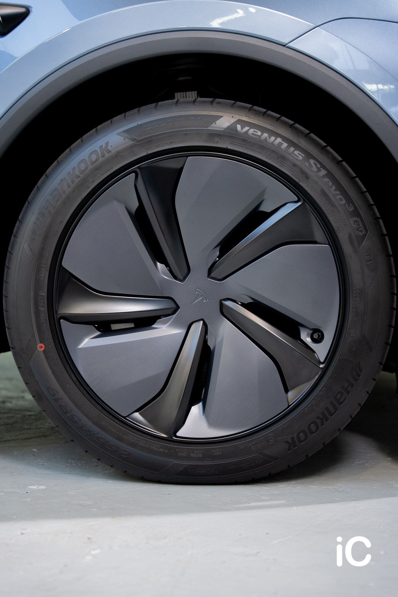 Tesla Model Y 透明 PPF 施工作品